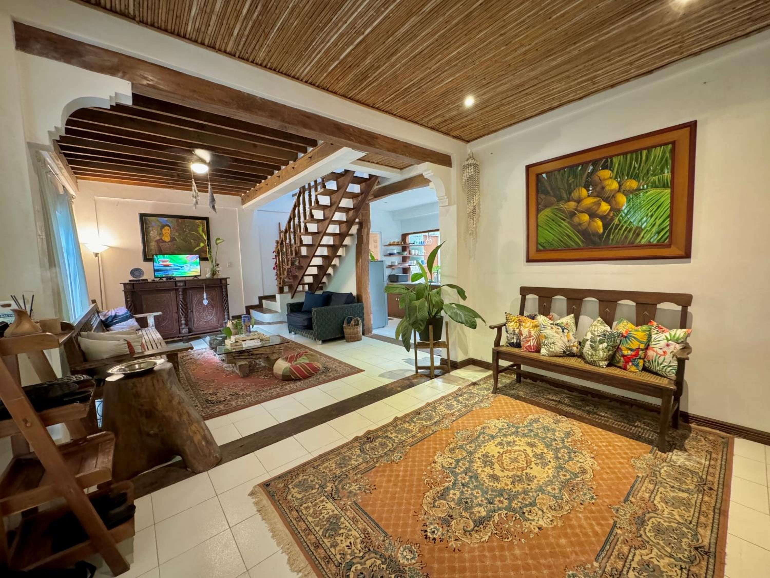 The Green Door Heritage Home - Tagaytay view 5