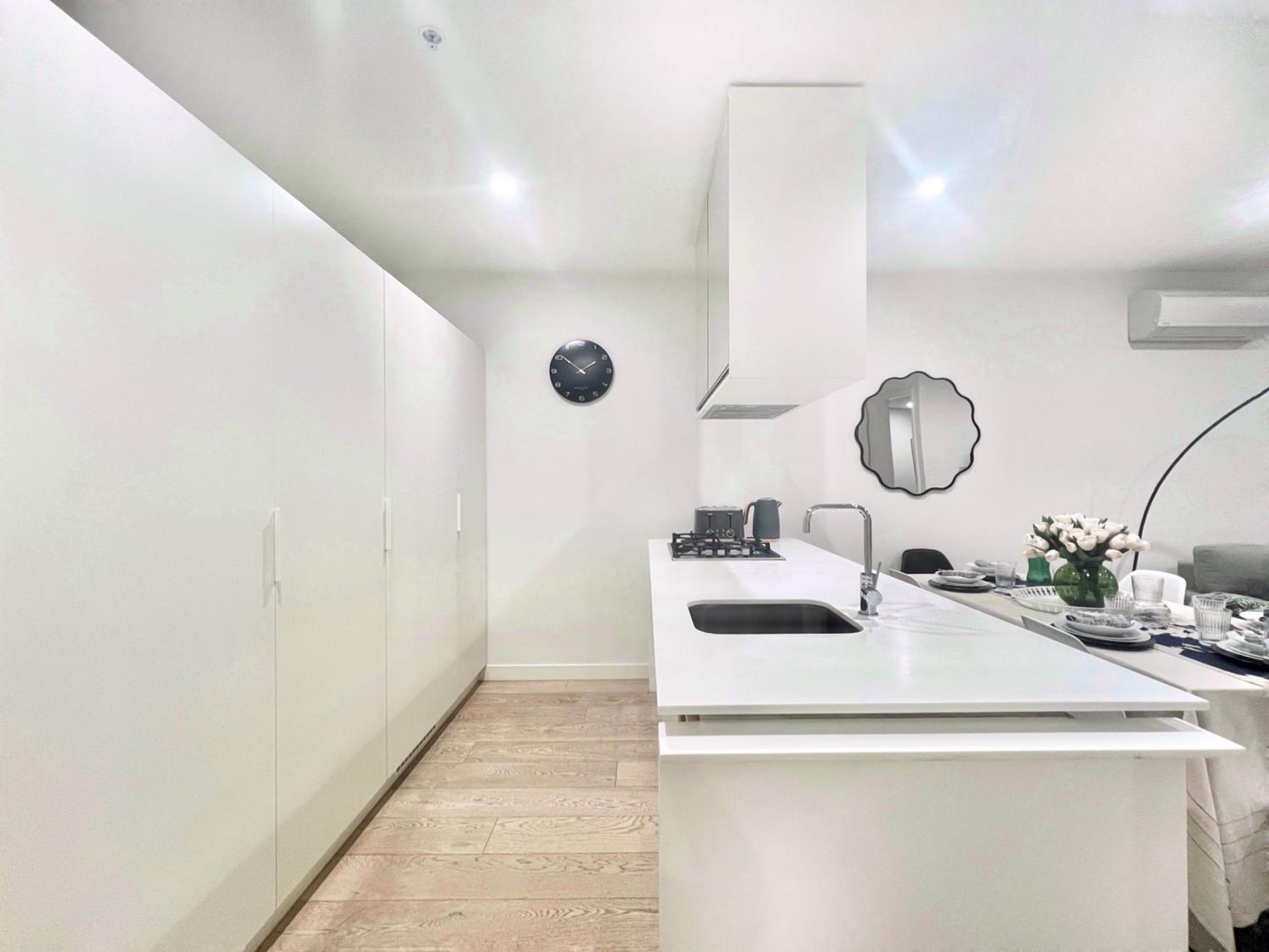 Indulge Luxury Holiday Near Brighton Beach with Private Garden Parking