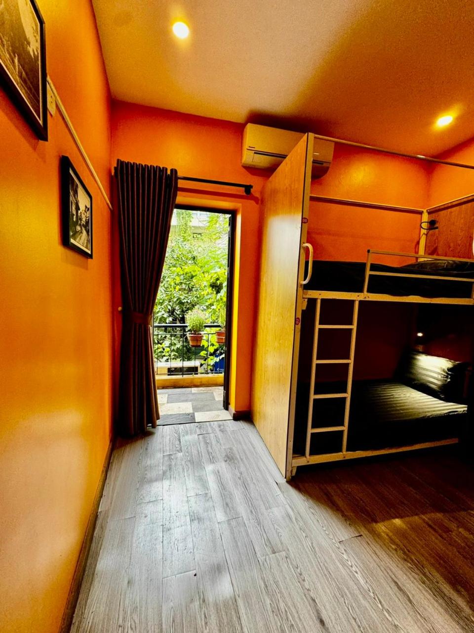 Old Quarter Hanoi Autumn House