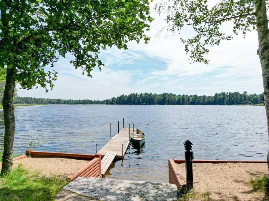 Cozy 3-Bdrm Waterfront Cottage