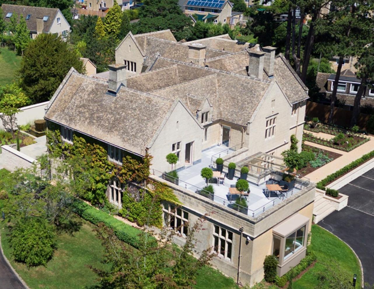 The Lodge At Winchcombe By Birch Stays view 2