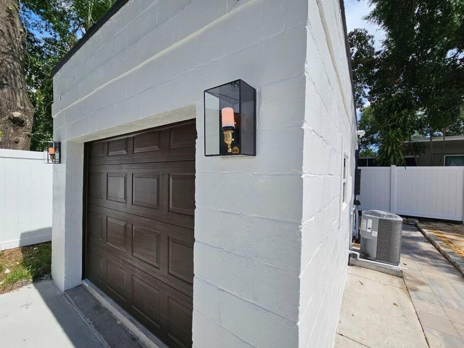 The Hideaway DT Orlando Tiny Home w Free Parking