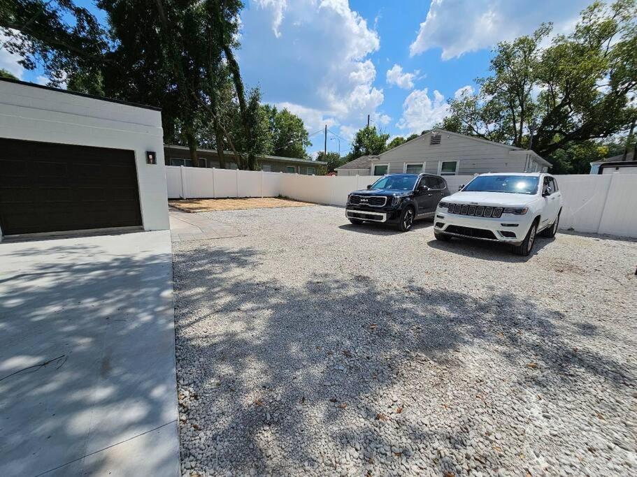 The Hideaway DT Orlando Tiny Home w Free Parking