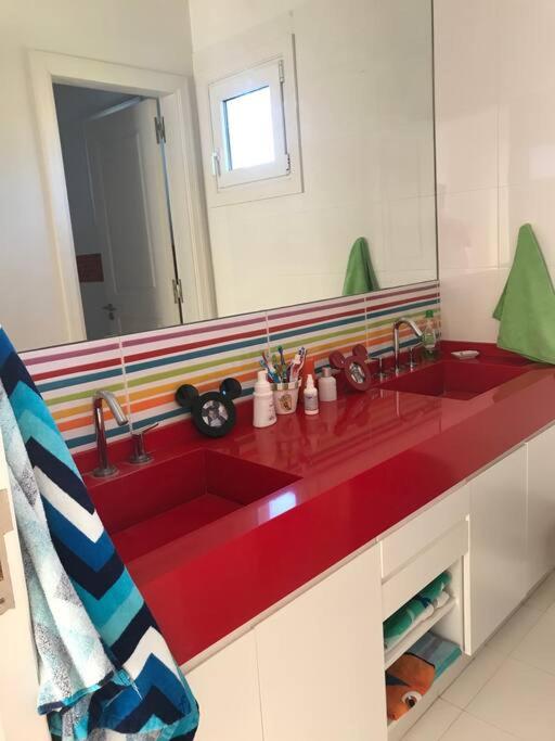 Hermosa casa lago, piscina en barrio privado Tigre