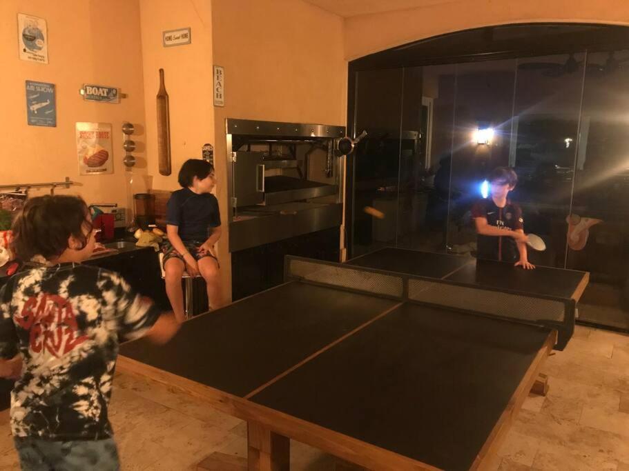 Hermosa casa lago, piscina en barrio privado Tigre