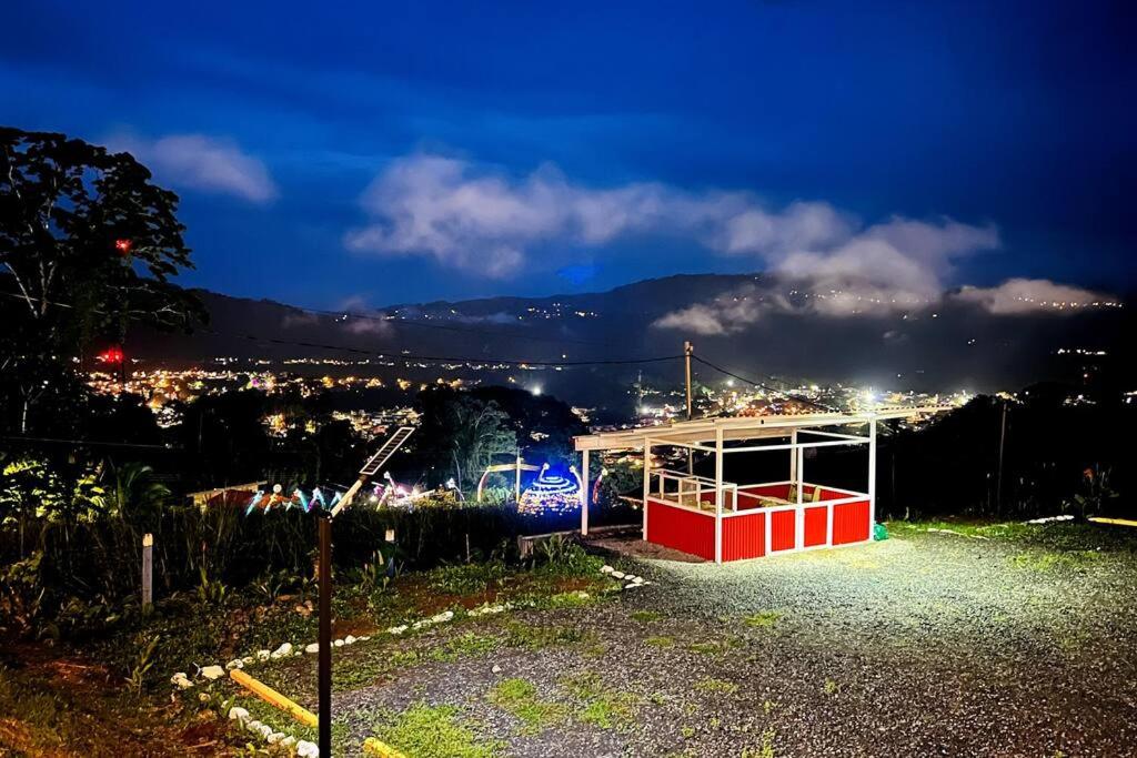 Cabaña Romántica en la Montaña