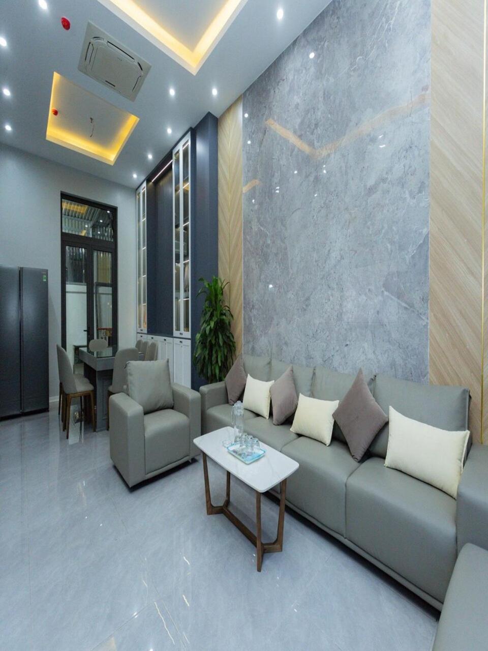 Villa 7 phòng ngủ - Bãi tắm - Đầy đủ tiện nghi