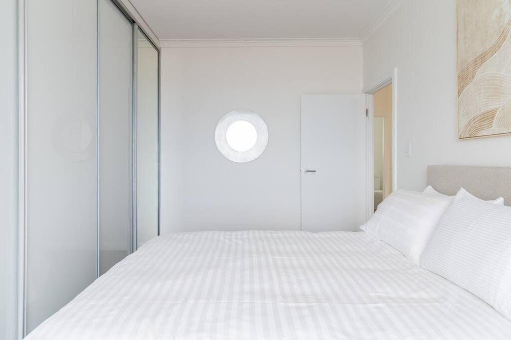 Sunset Sands on Esplanade By Host Solutions