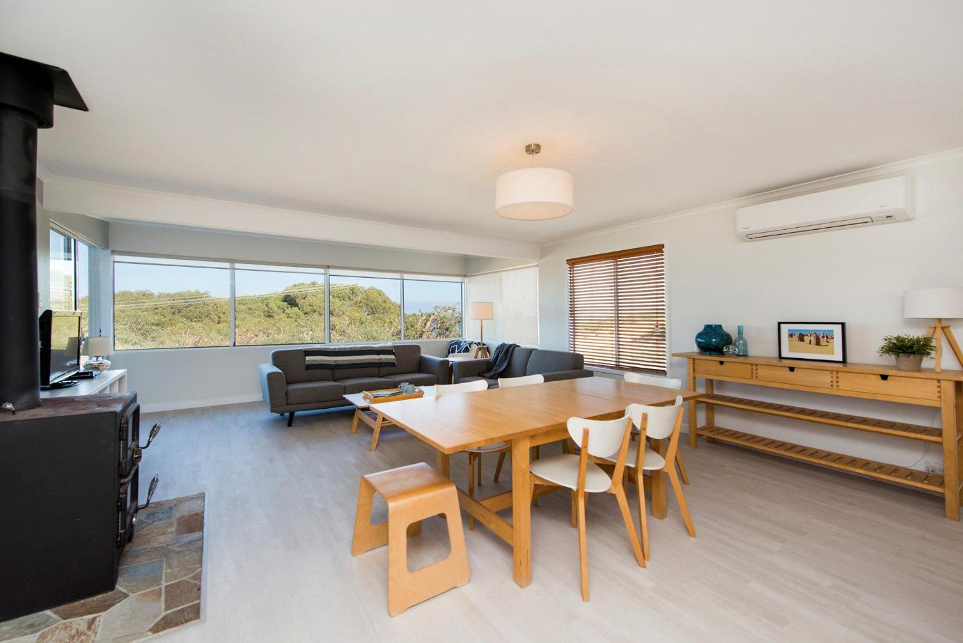 Seaclusion Cottage - Modern renovated beach house