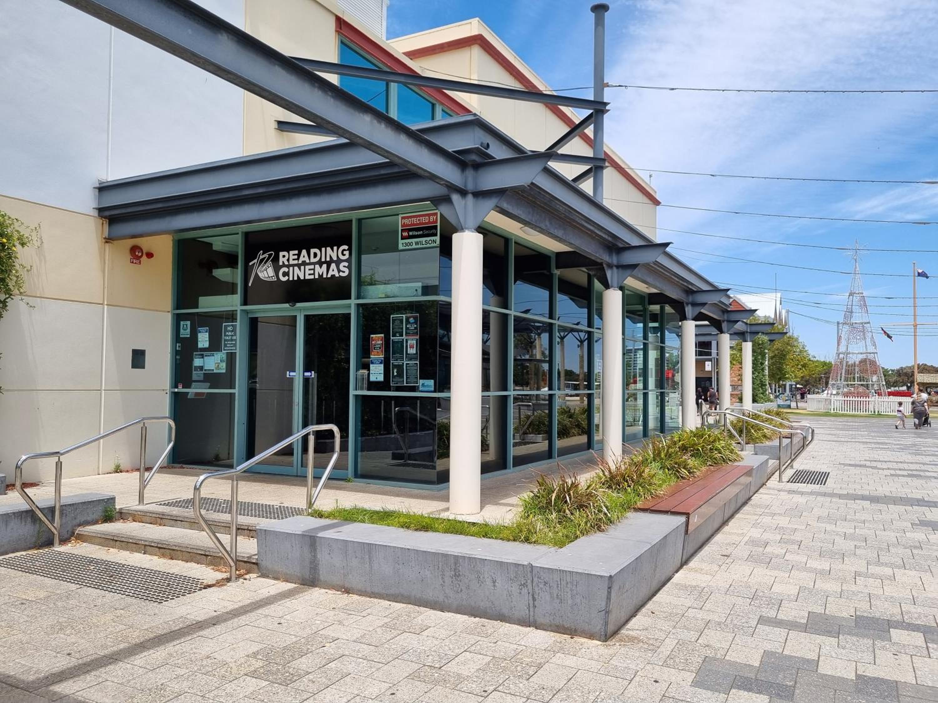 Seadream Studios at Mandurah Family Resort