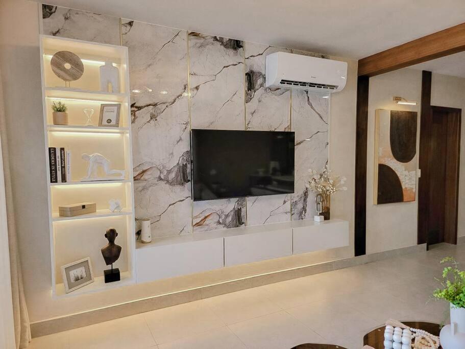 Luxury Apartment Downtown