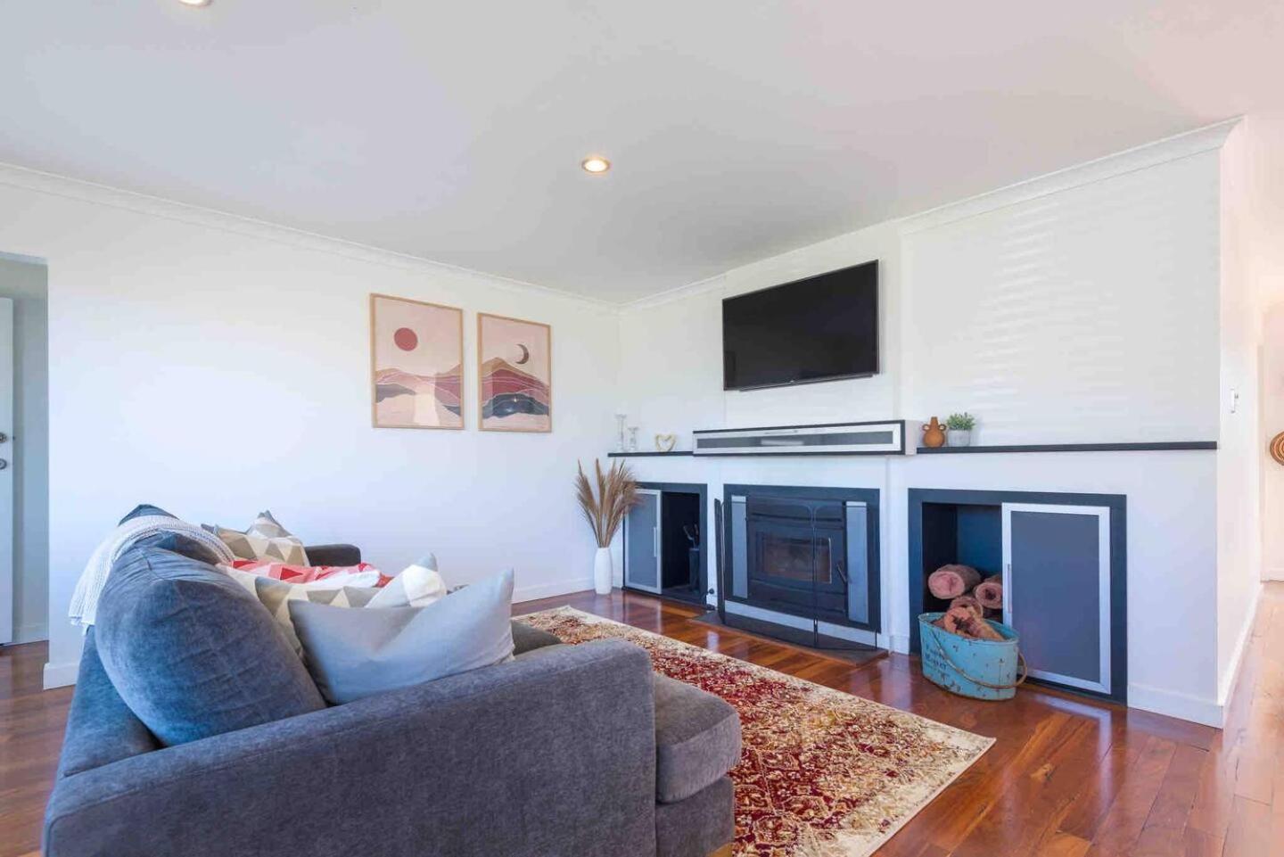 Lucys Place Swan BnB Management