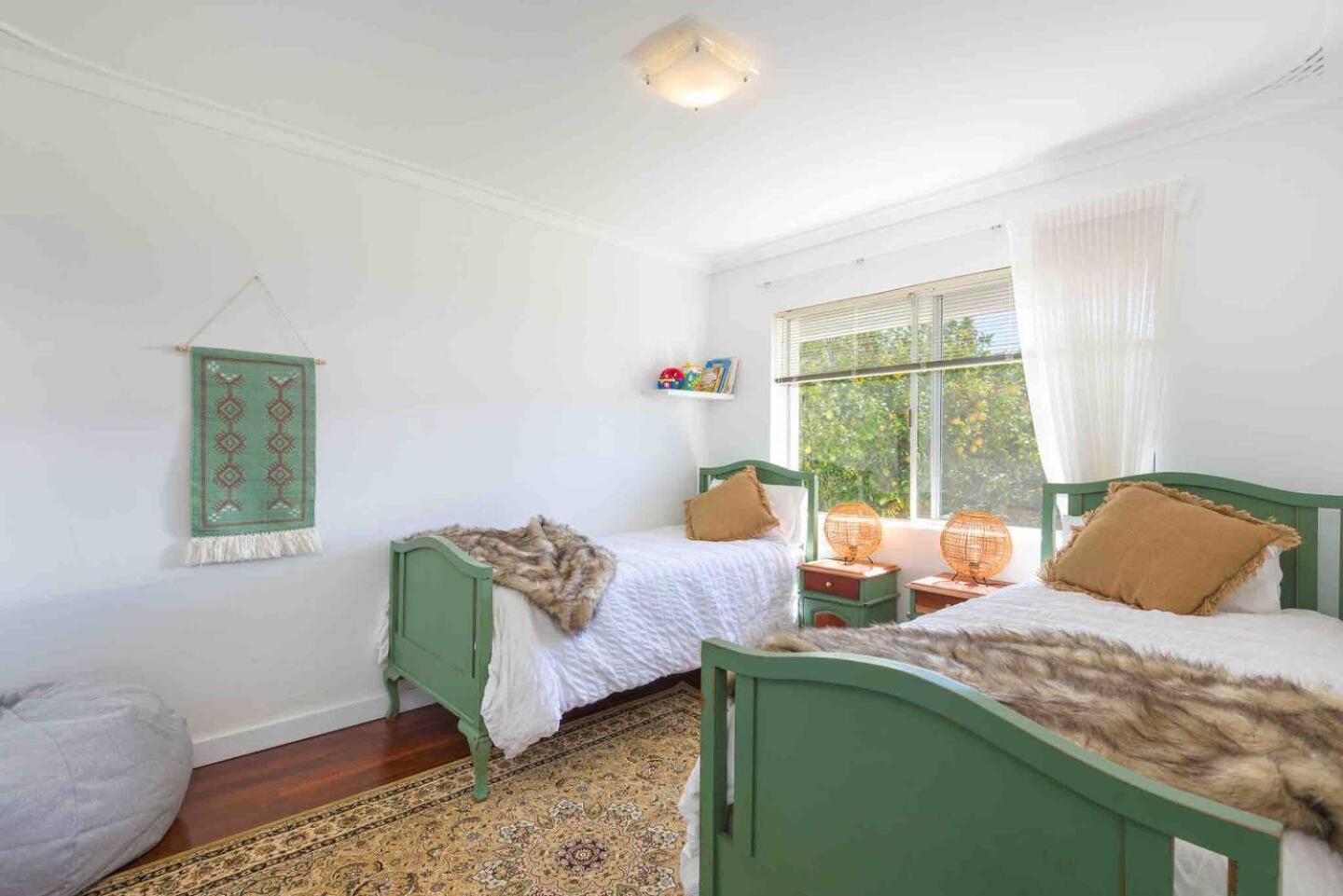 Lucys Place Swan BnB Management