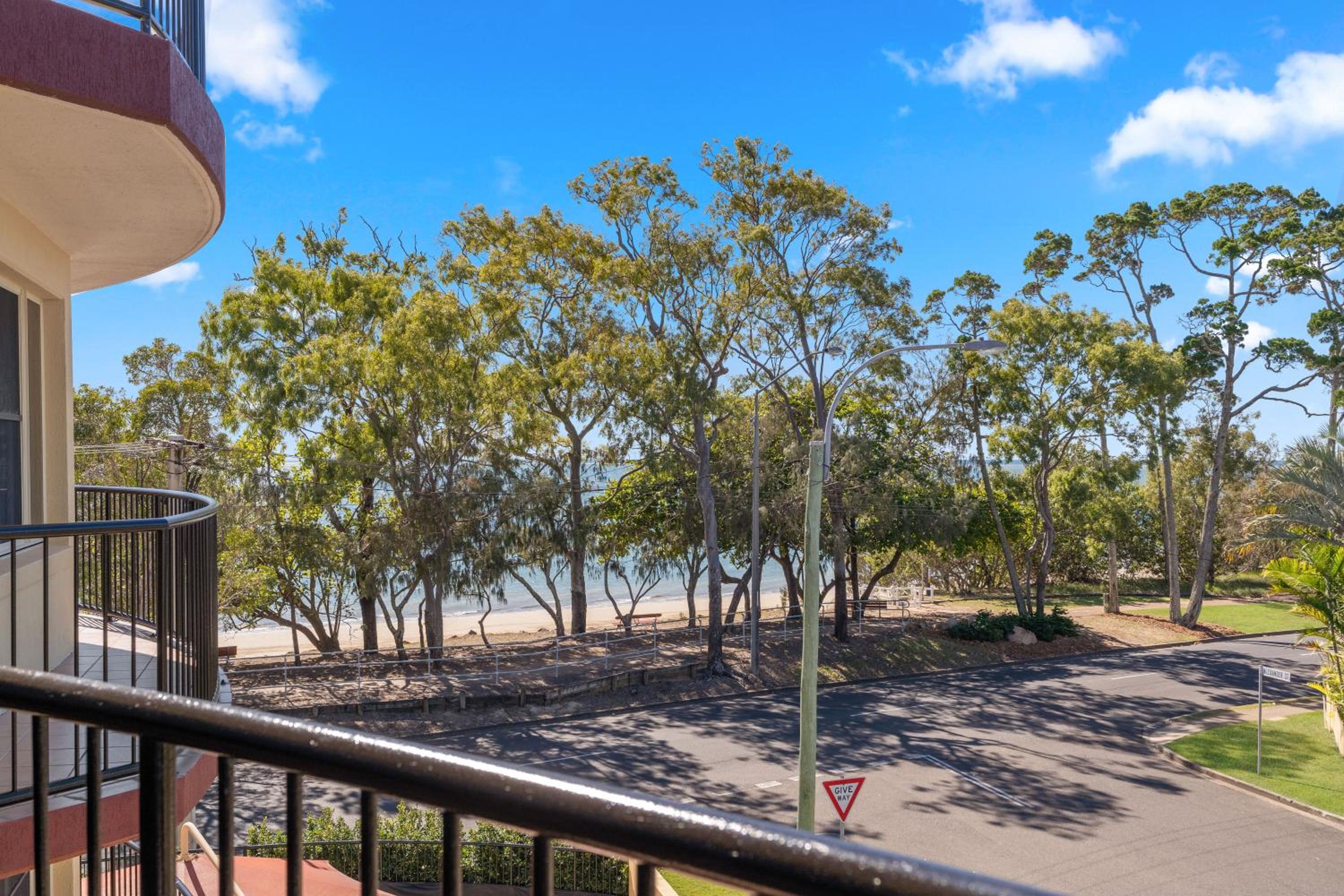 Alexander Beachfront Apartments