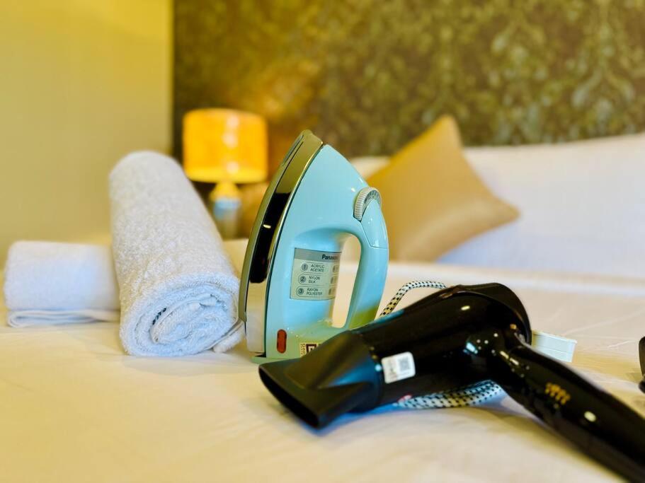 Georgetown Sea View 5min to Gurney & Straits Quay With Netflix TV Game for 5 Pax