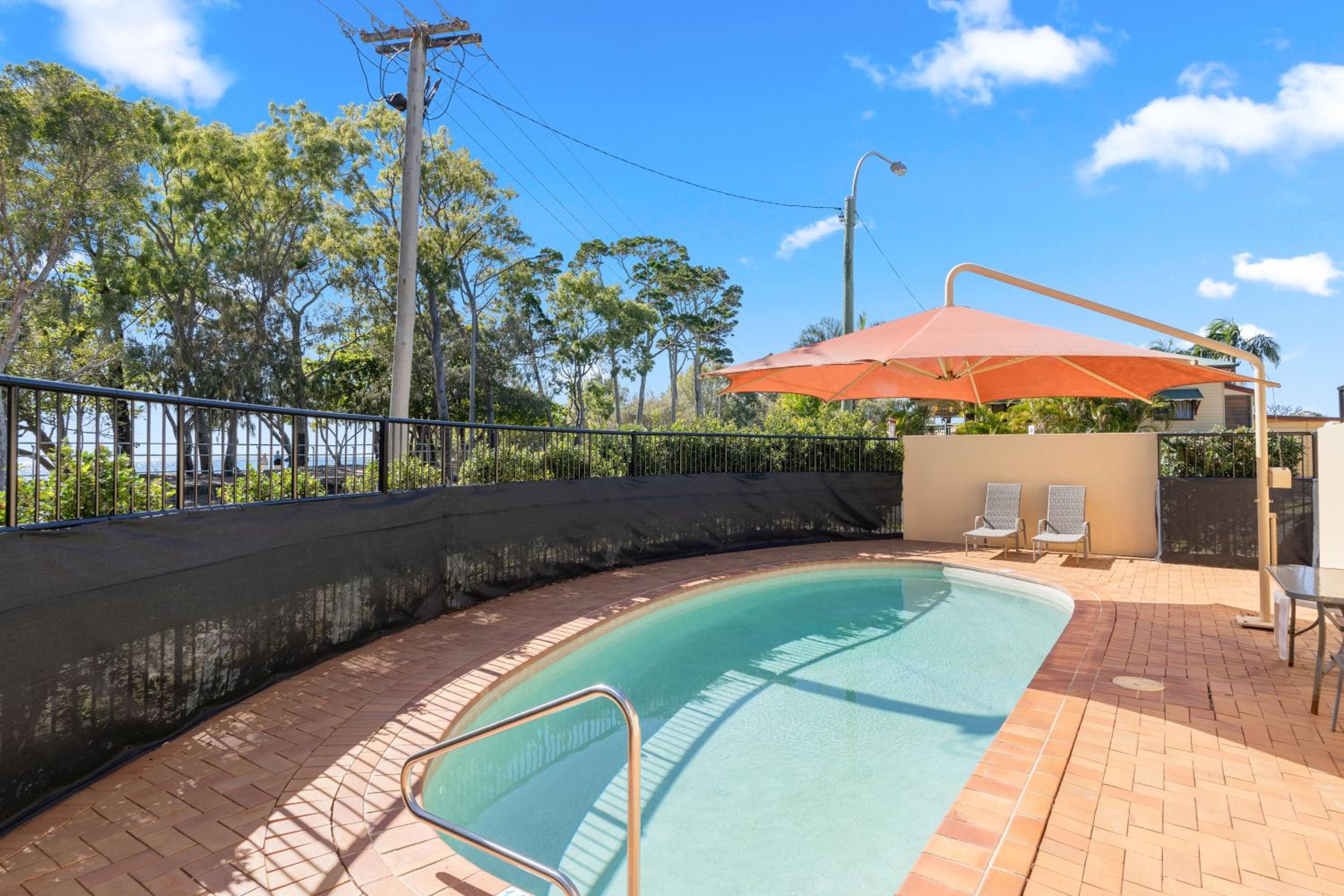 Alexander Beachfront Apartments