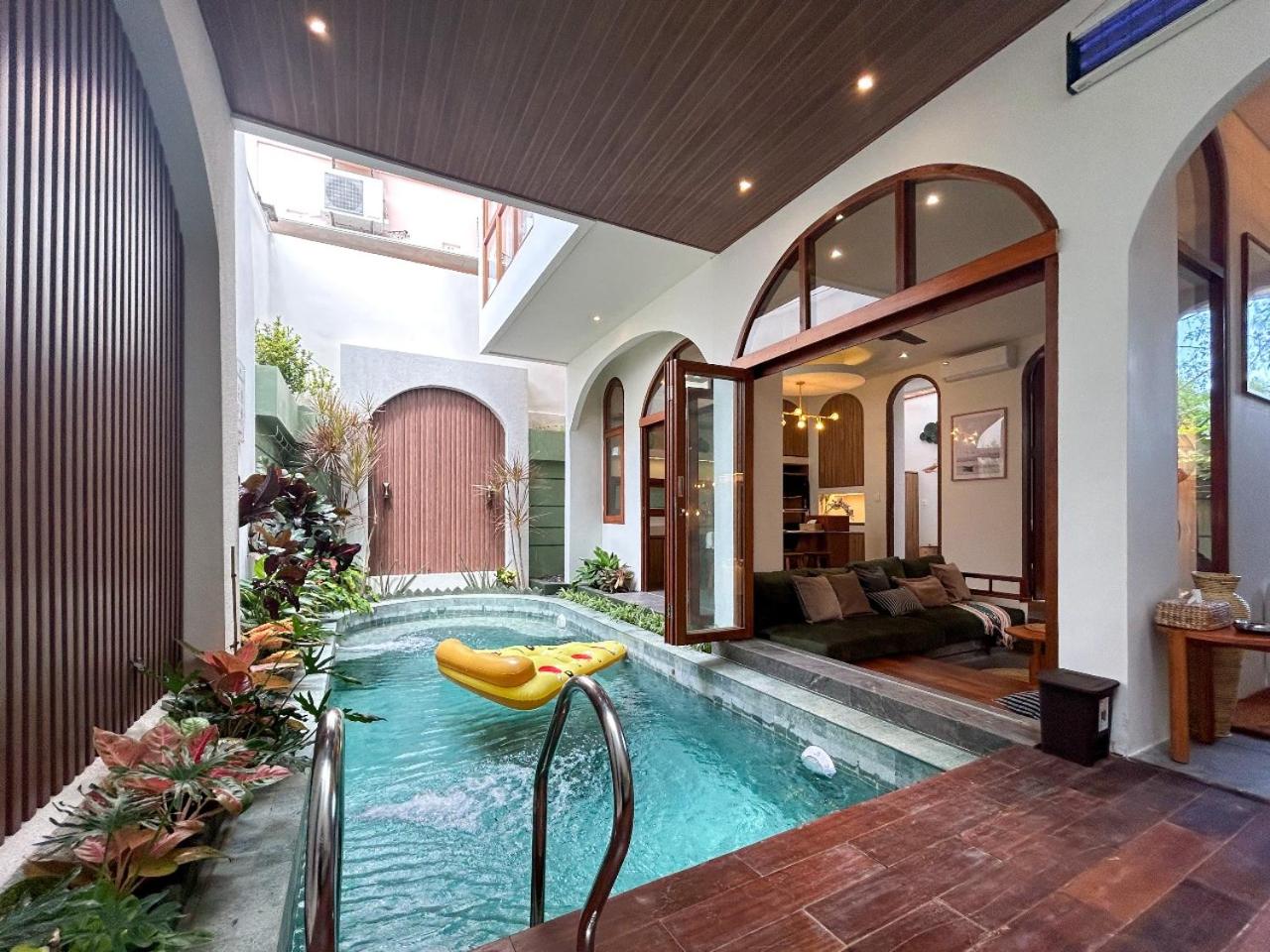 Landmark Villas
