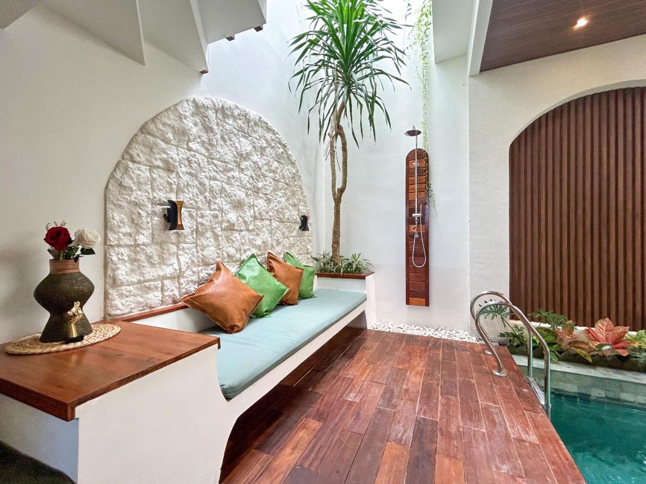 Landmark Villas