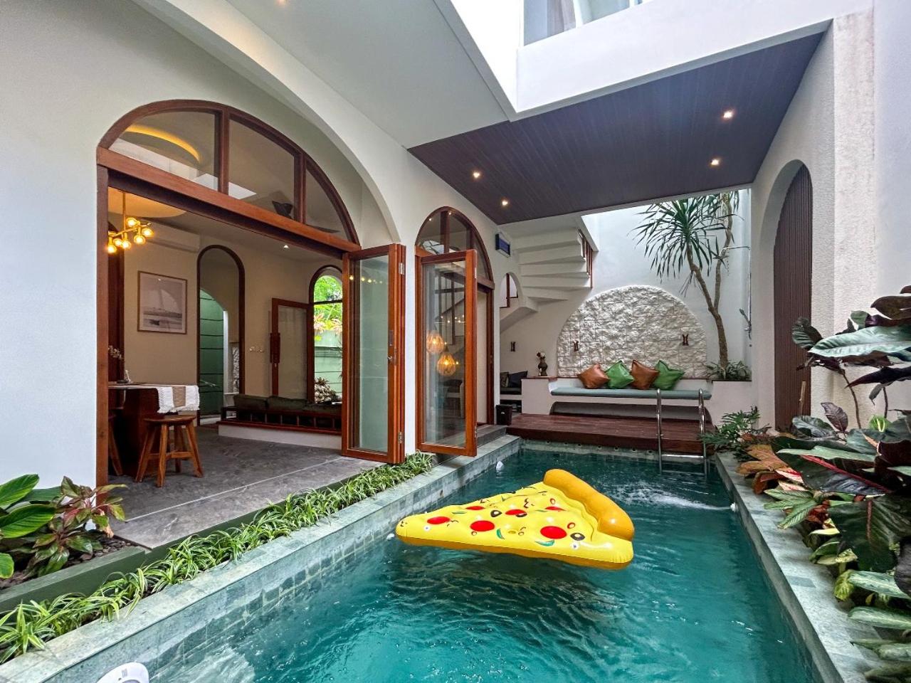 Landmark Villas