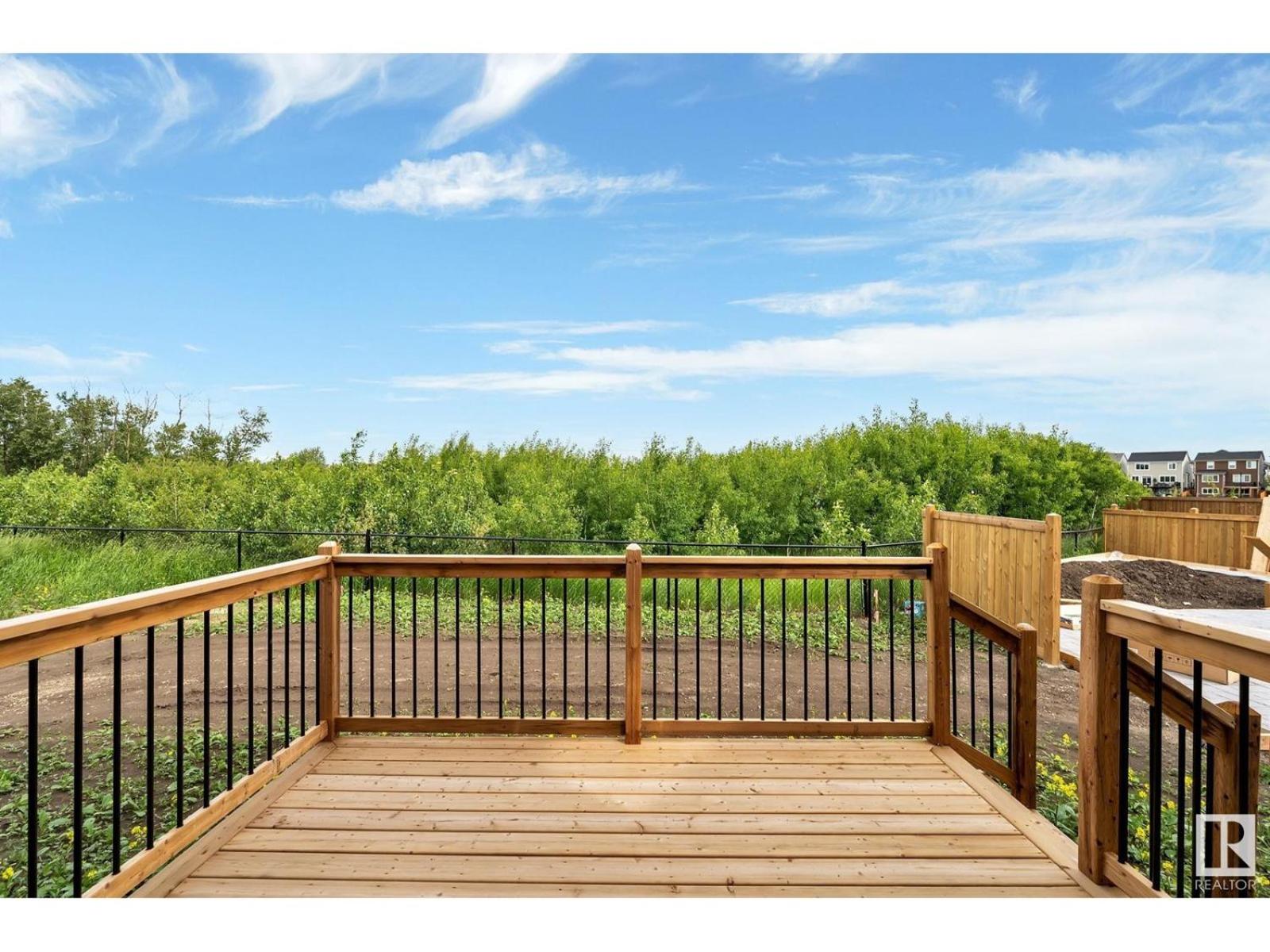 4 bedroom Luxury Home , Theater, Sleeps 7, AC , Garage