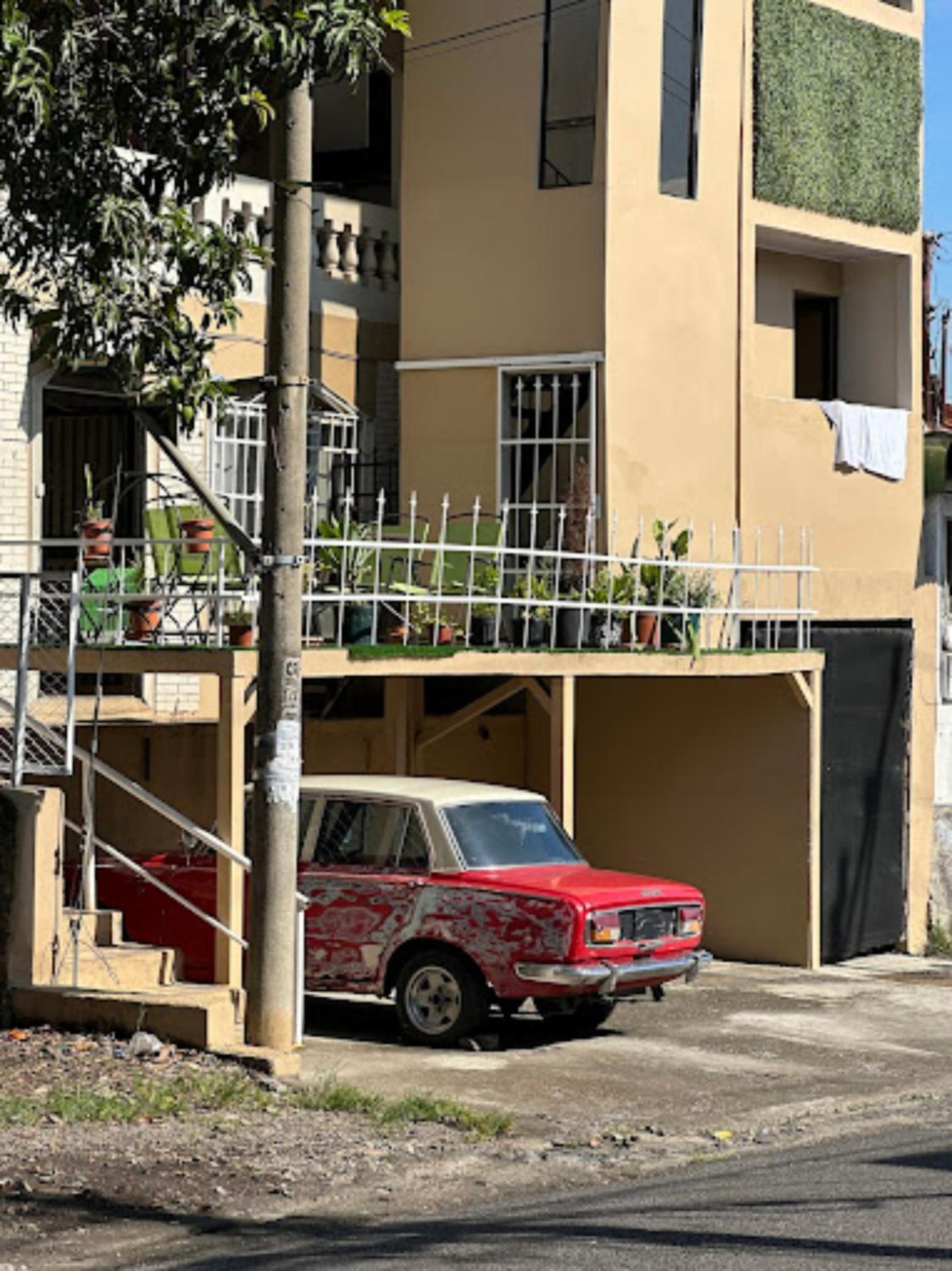 Rivera Family Airport Apartments view 4