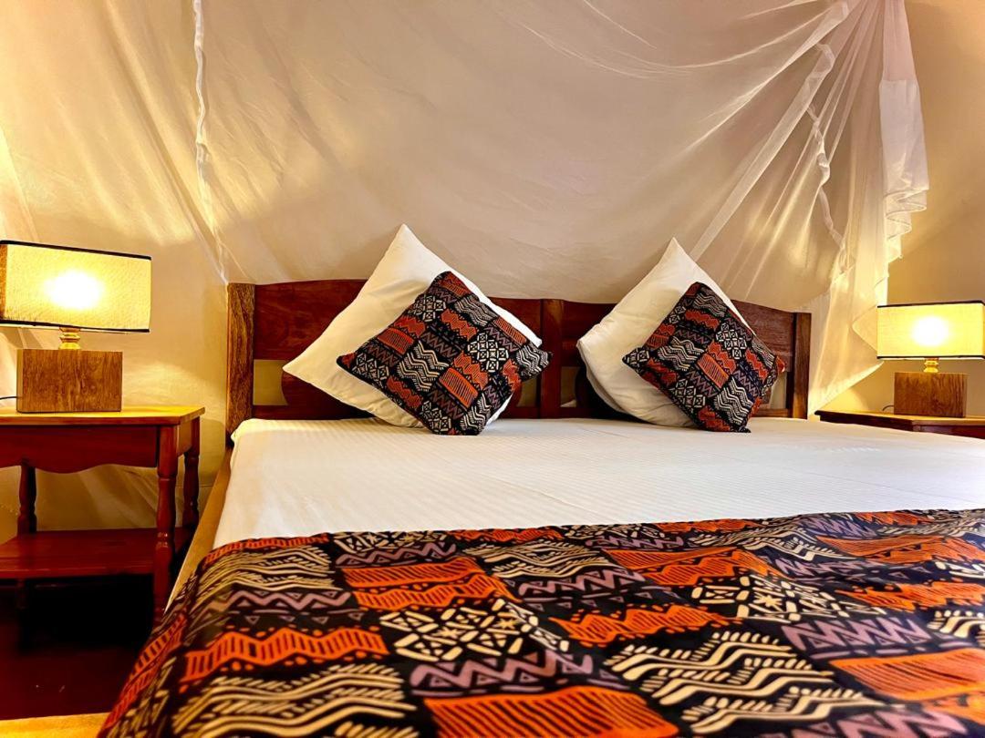 Kilimanjaro Lodge - MCF view 3