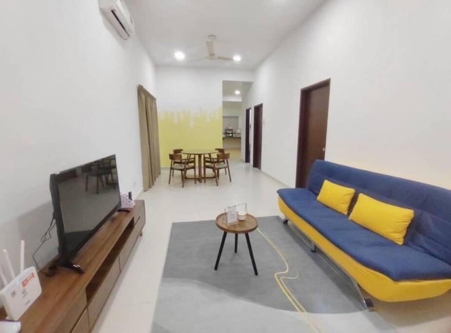 Malay Only Homestay S2 Heights photo 1