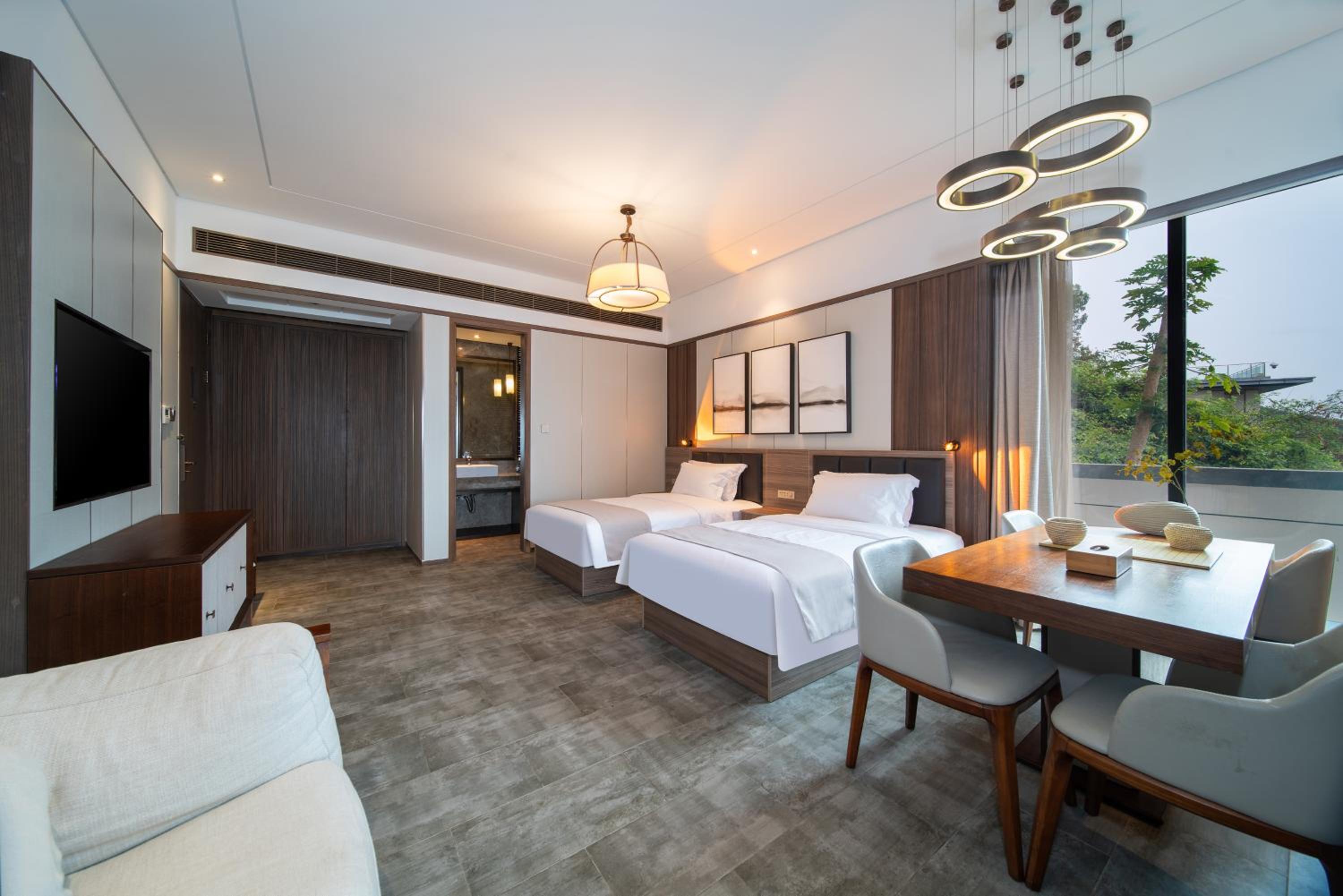 Shenzhen Half Day Cloud Coast Resort