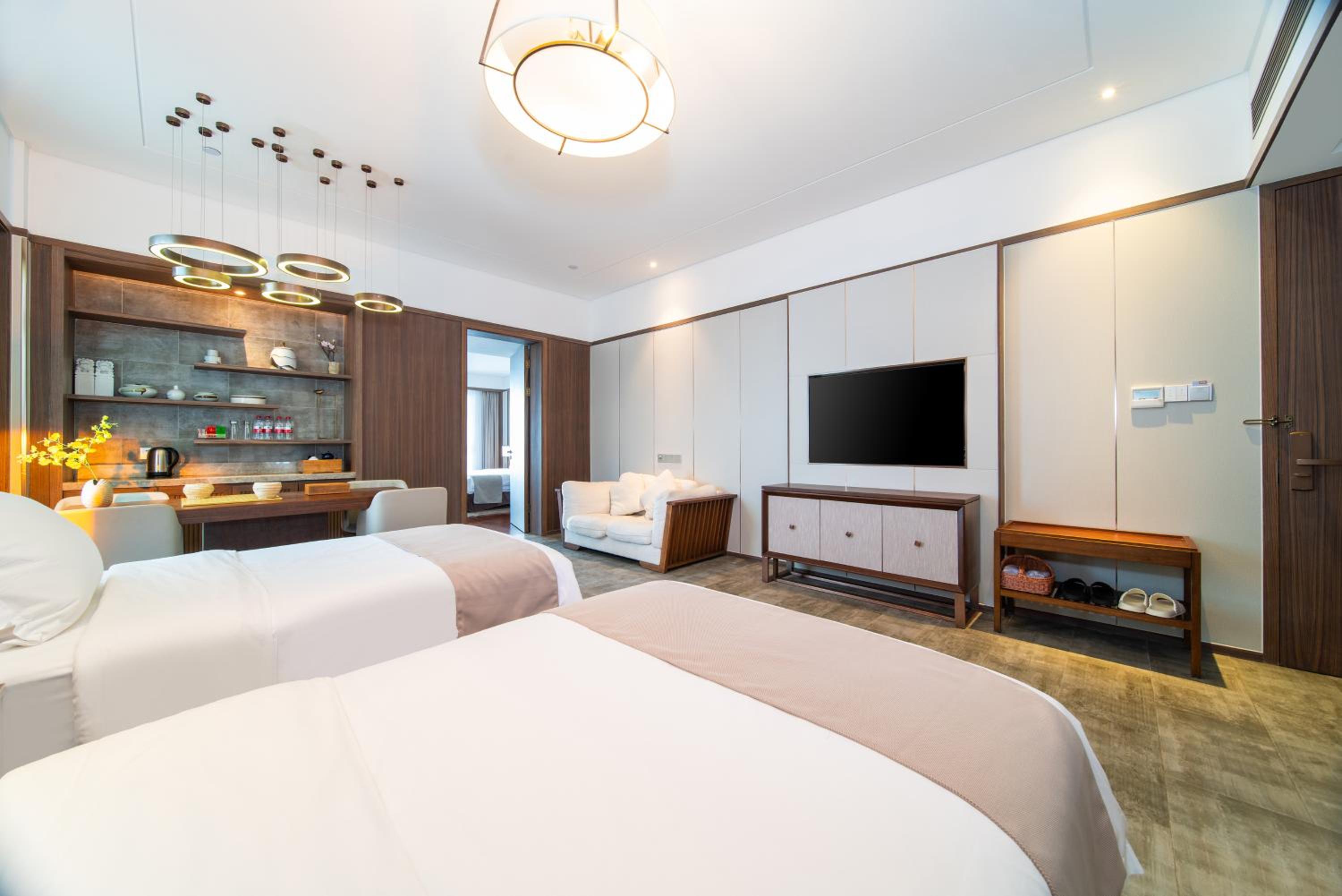 Shenzhen Half Day Cloud Coast Resort