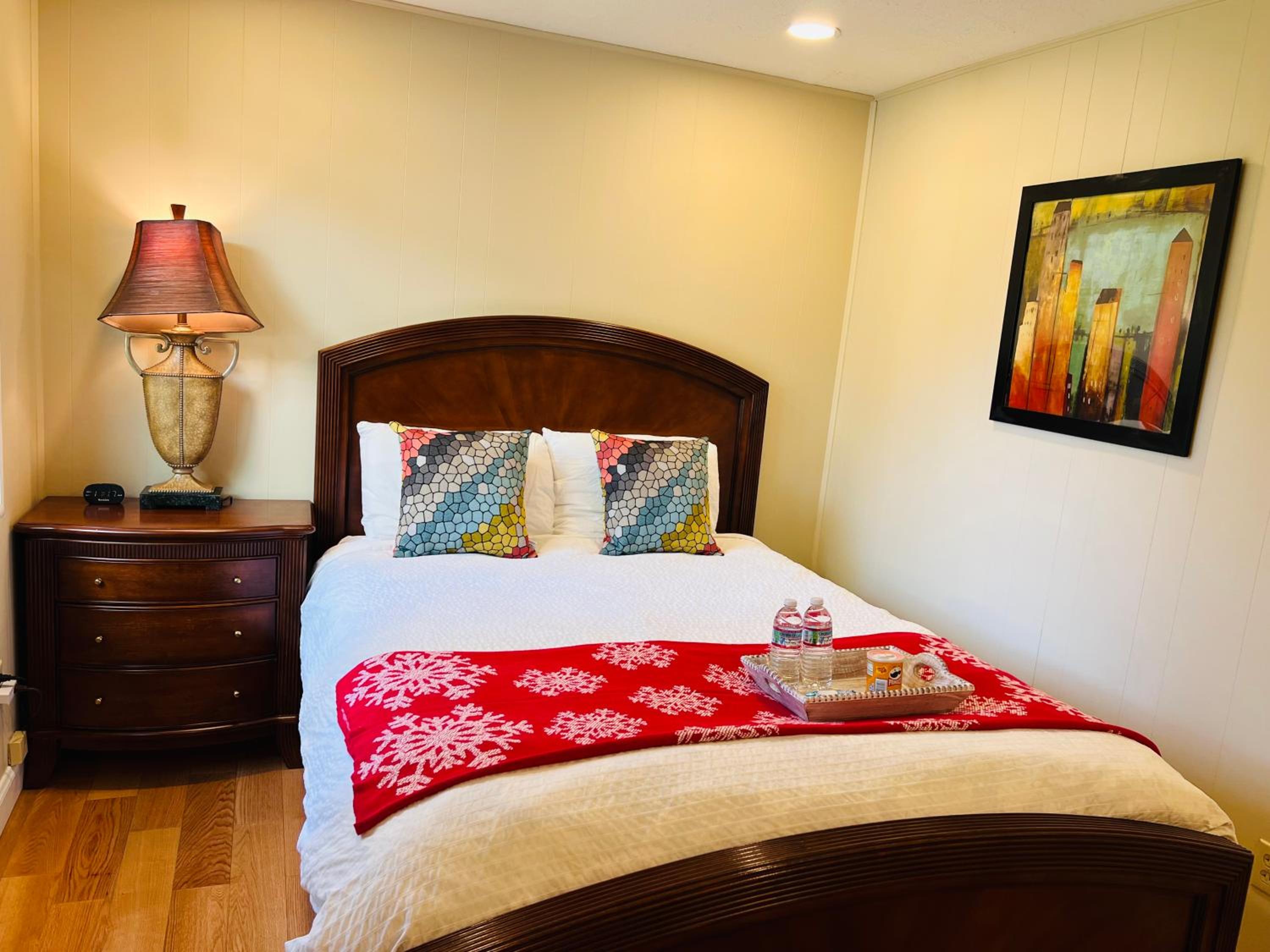 Newark Vacations - Palo Alto 1 Bedroom Near Stanford University - Property Image 1