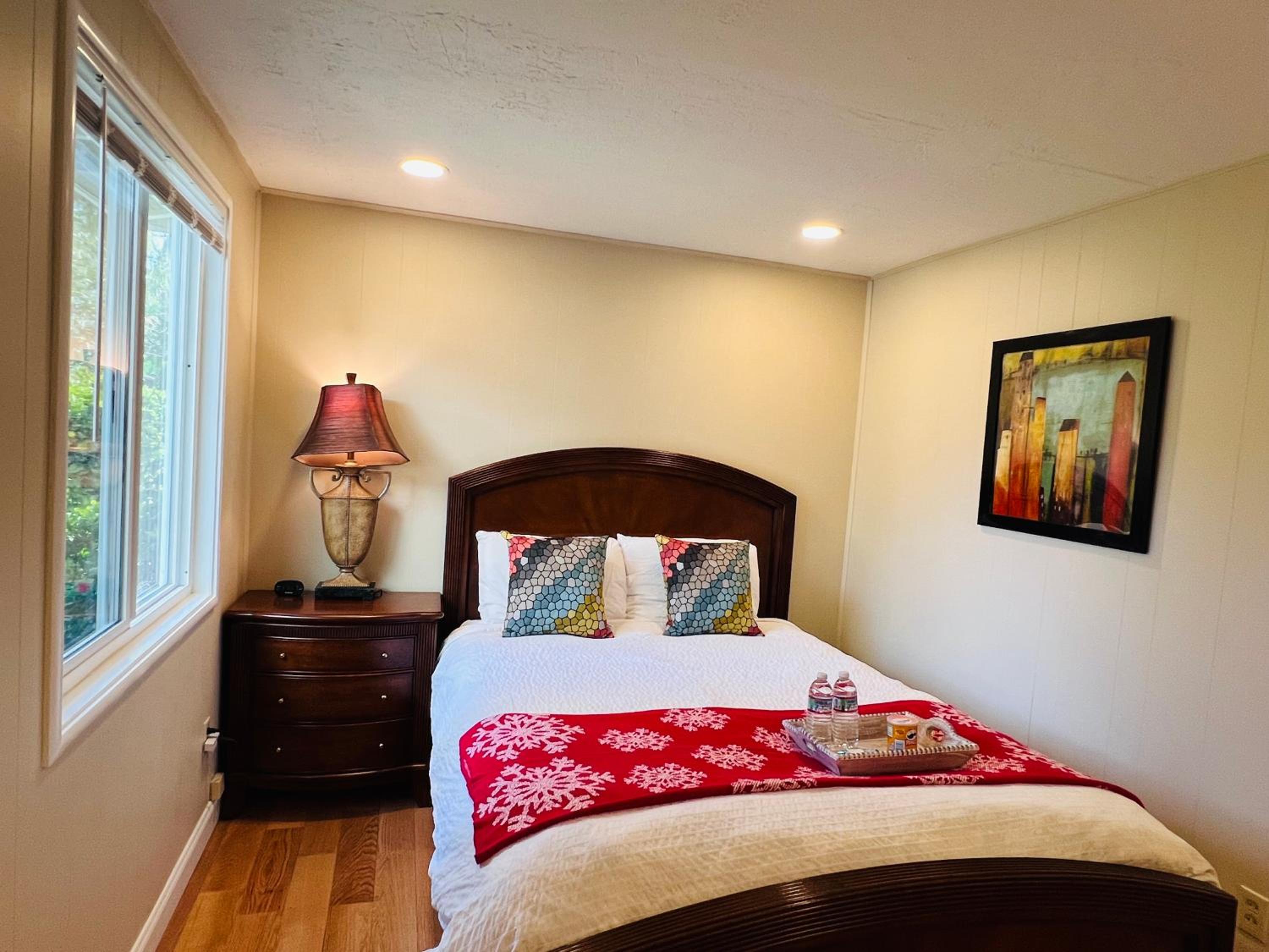 Palo Alto 1 Bedroom Near Stanford University view 3