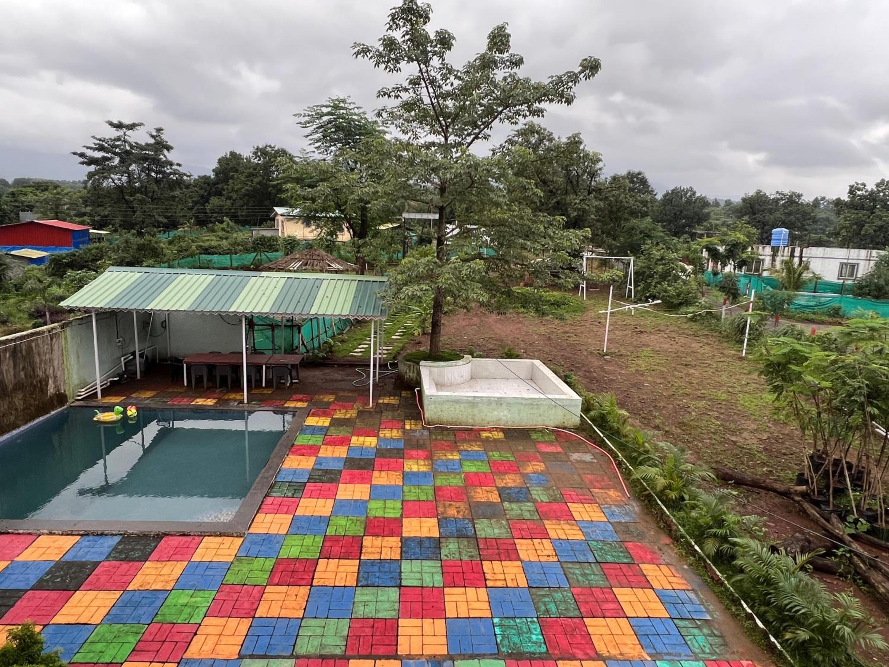 Mikunj Farms Karjat