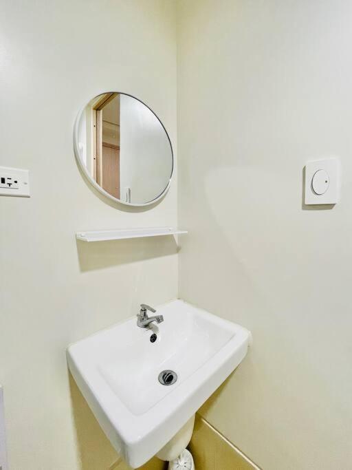 SM 1 Simple and Comfortable Studio for 2 view 4