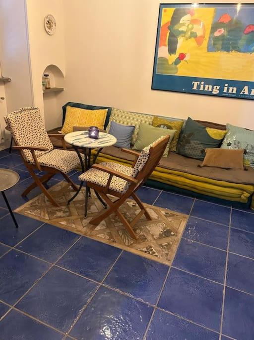 lounge