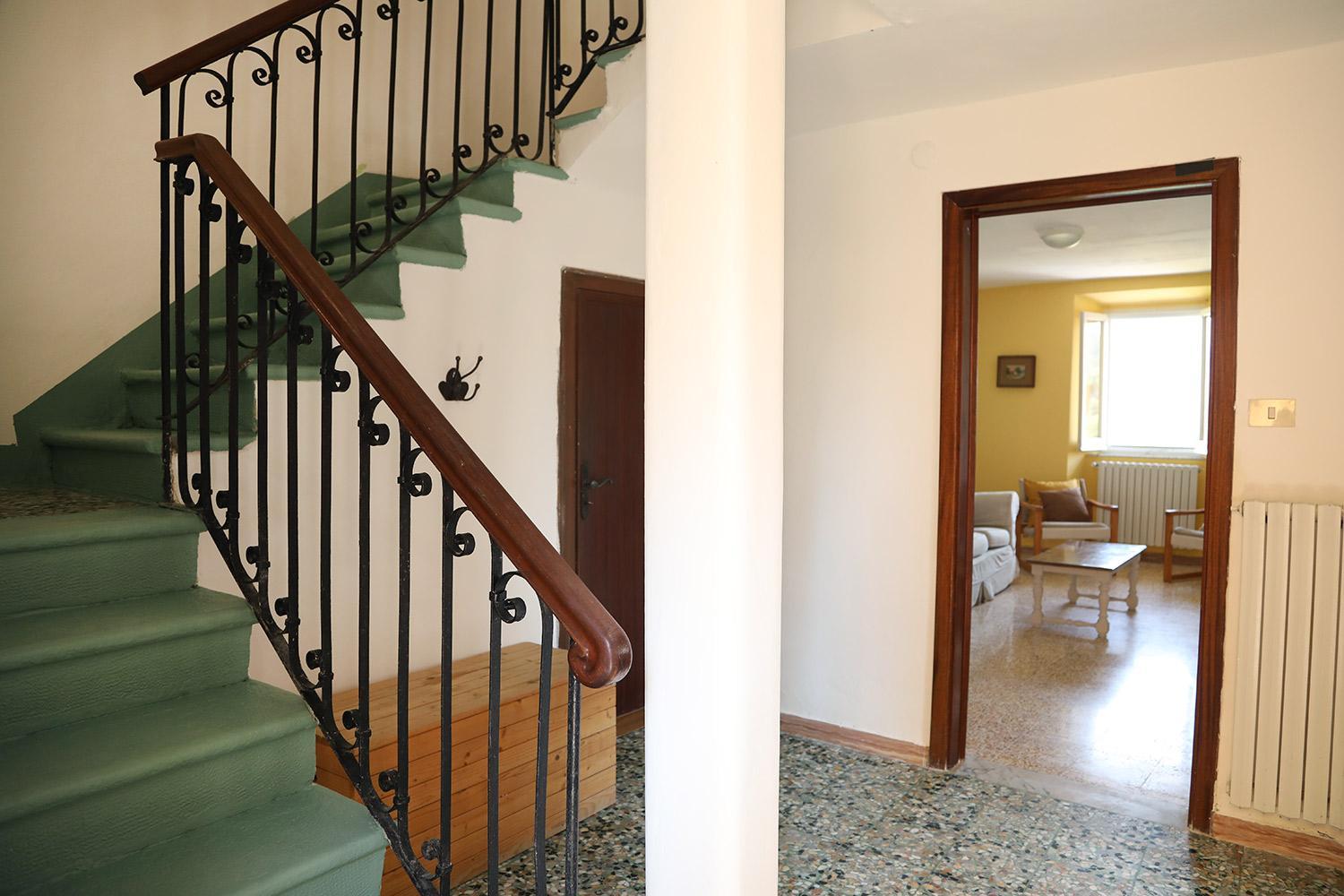 Tranquil Tuscan House with Pool and Scenic Views view 4