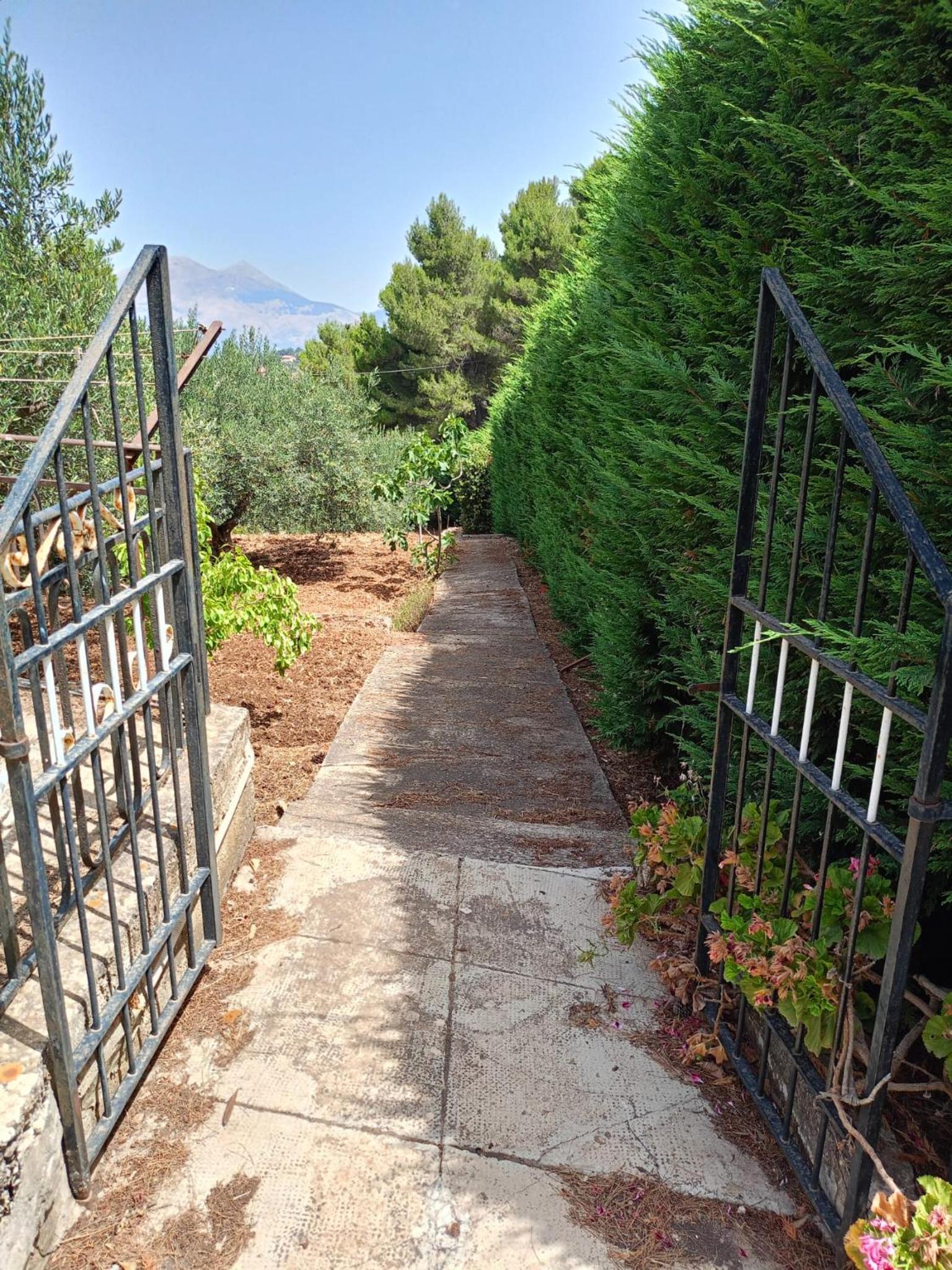 Villa Shanti a Romitello - "RUSTIC" & "ETHNIC" apartments view 5