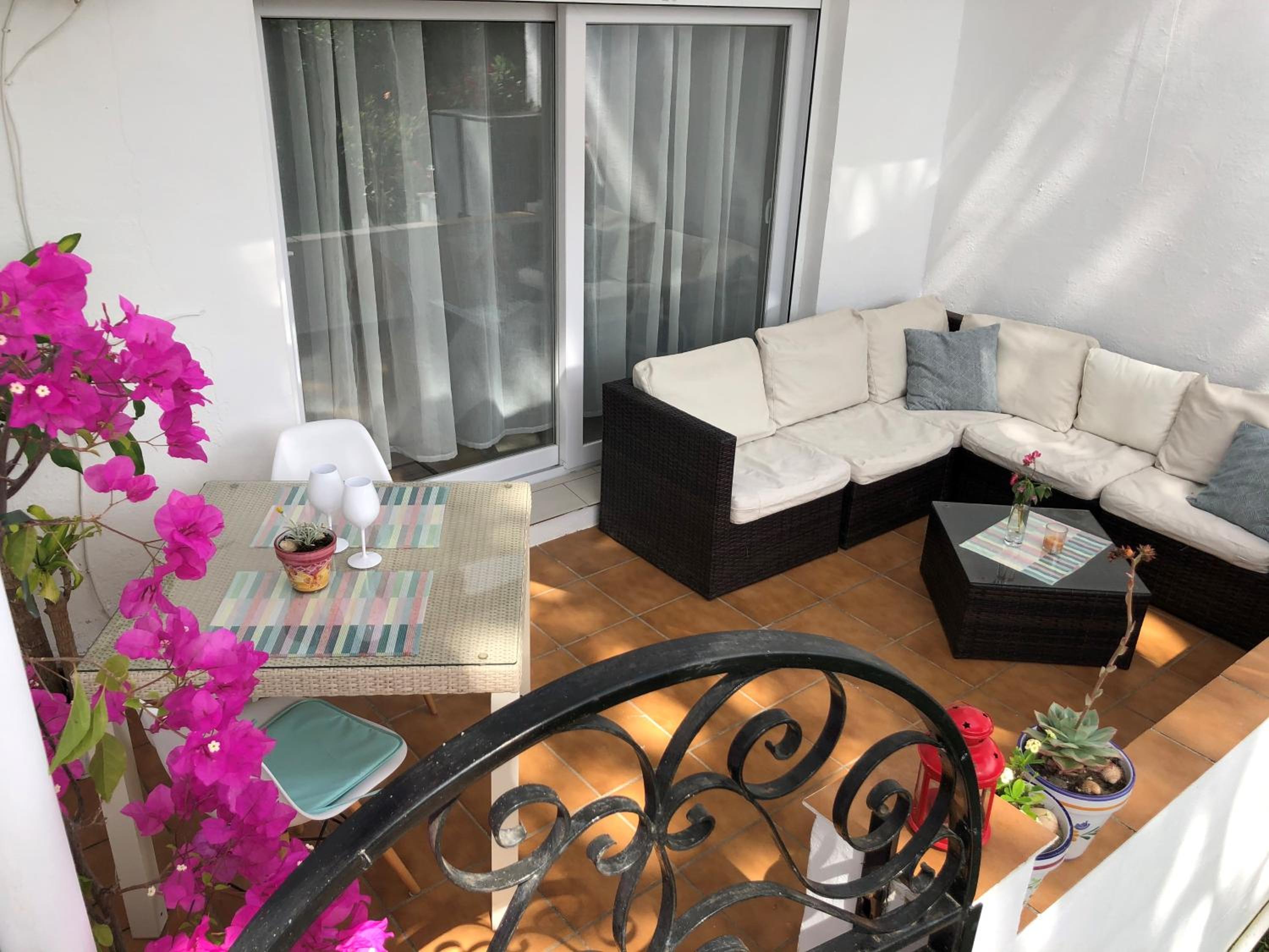 "LOS ROSALES Apartment, 500m to the beach" photo 3