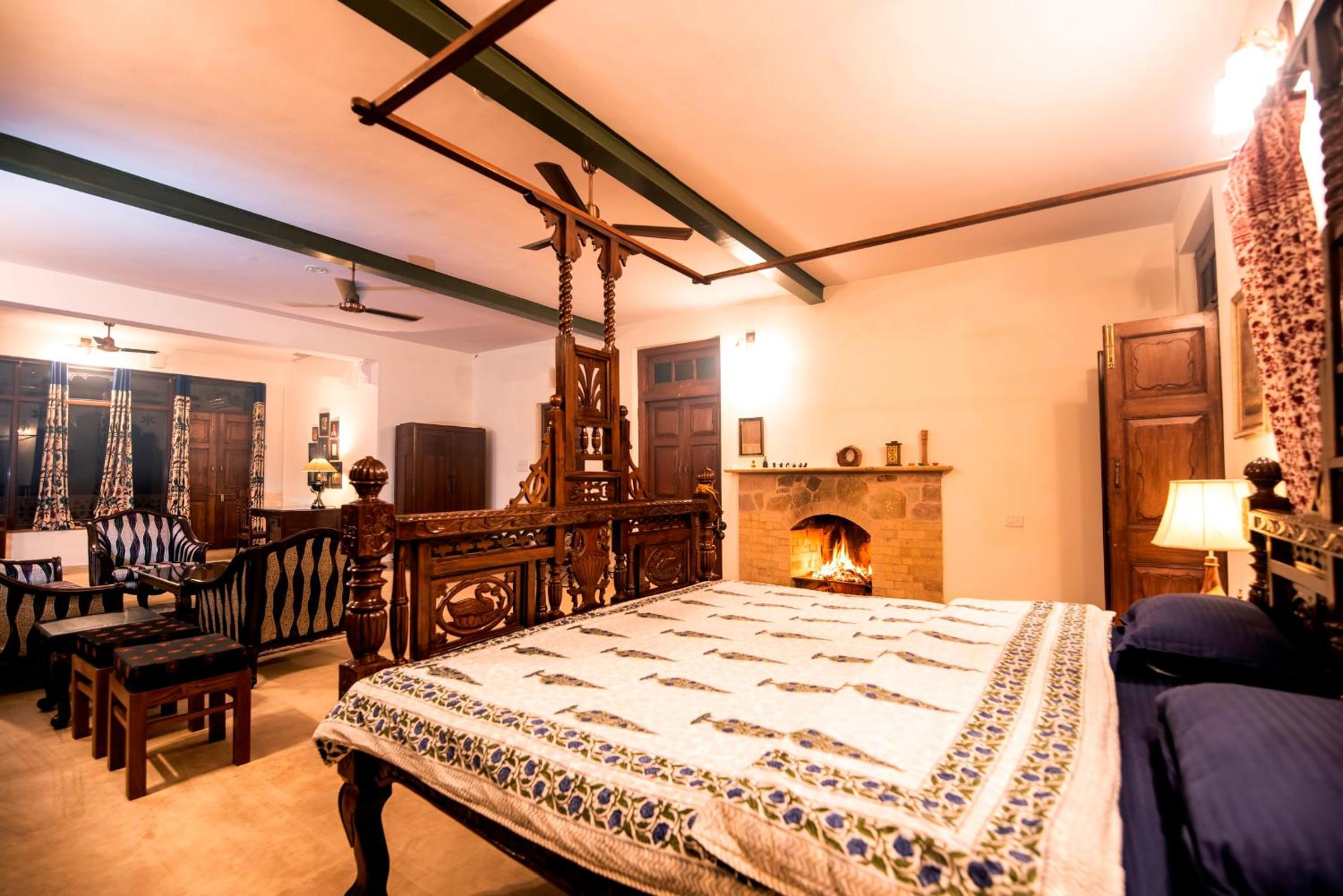Haveli Anirudh - Royalty Redefined
