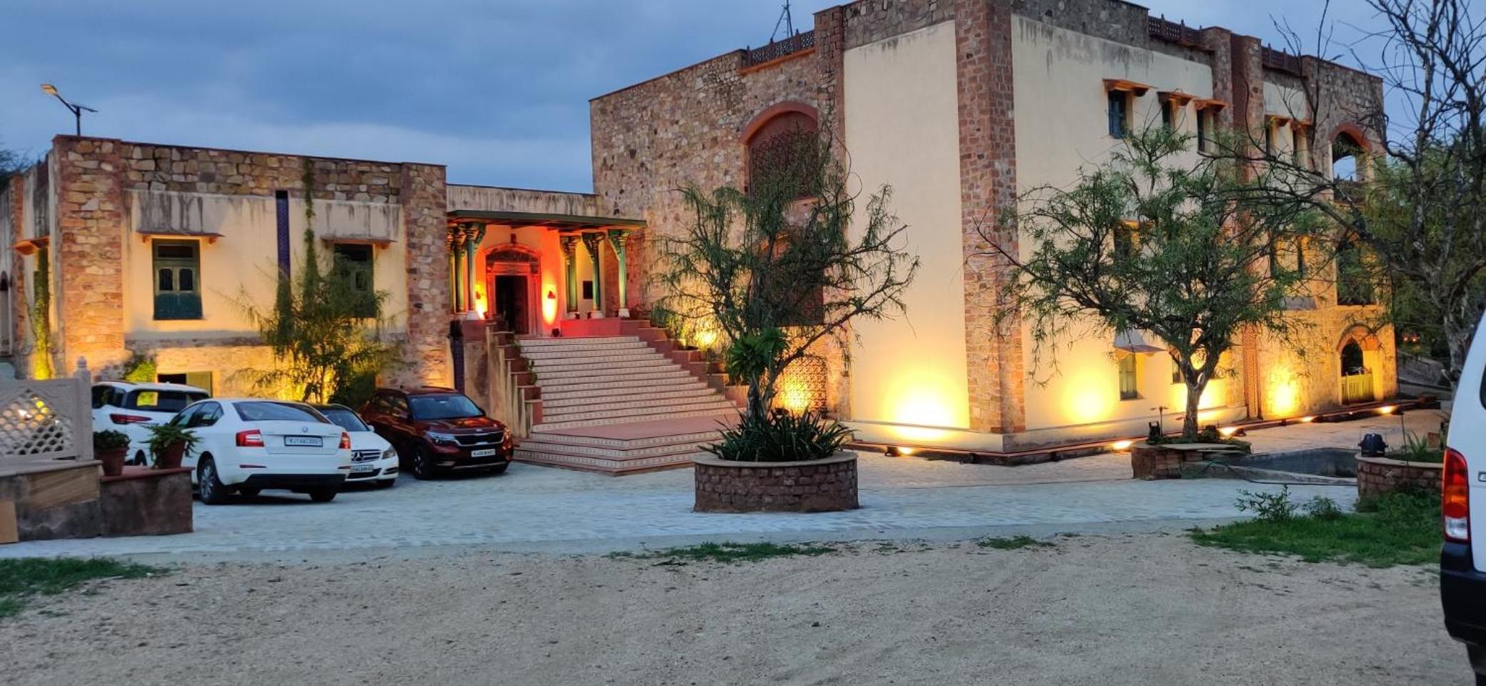 Haveli Anirudh - Royalty Redefined