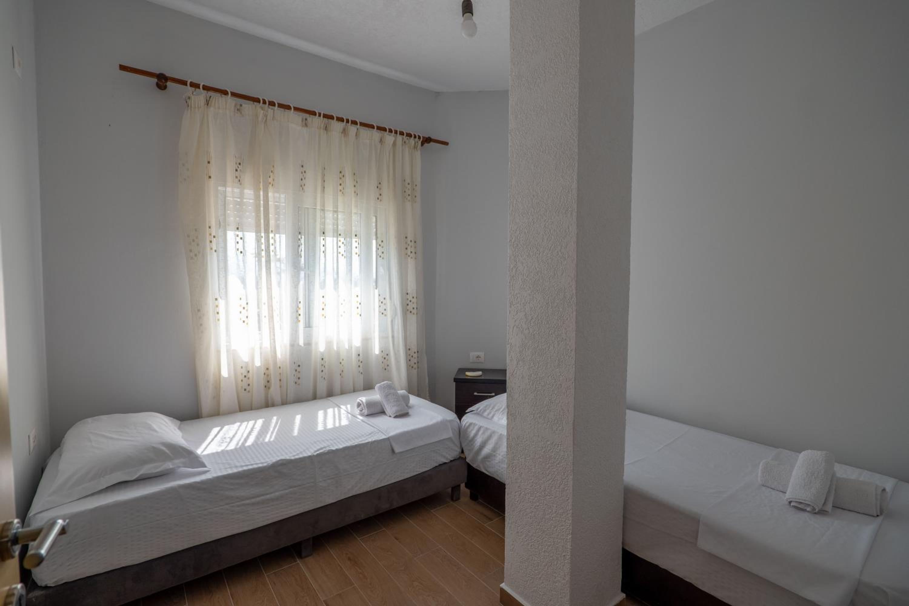 Albdea Apartment & Rooms