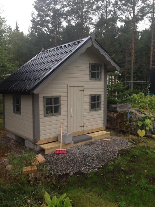Holidayhouse right on the sea with amazing views!