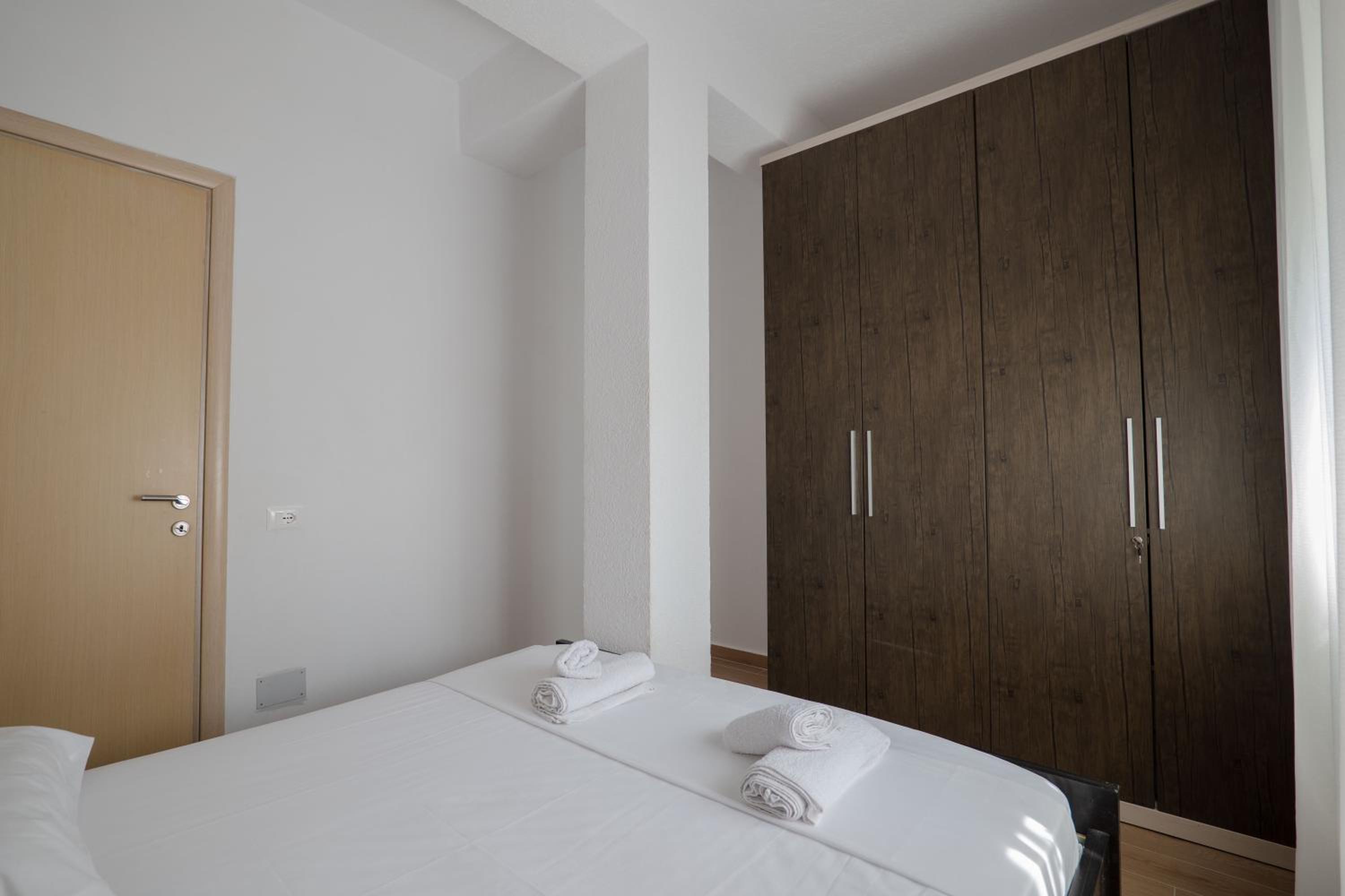 Albdea Apartment & Rooms