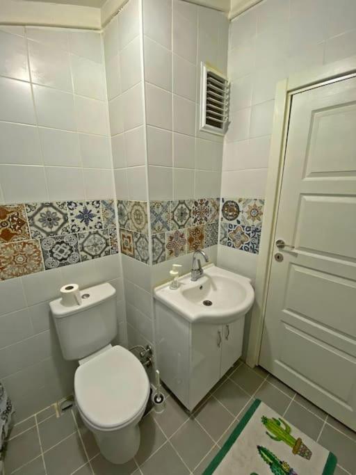 Tekfur Sarayı ve Kariye Müzesi Yakınında Tarihi Ev