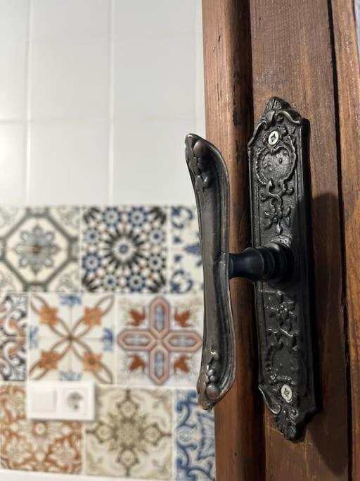 Tekfur Sarayı ve Kariye Müzesi Yakınında Tarihi Ev