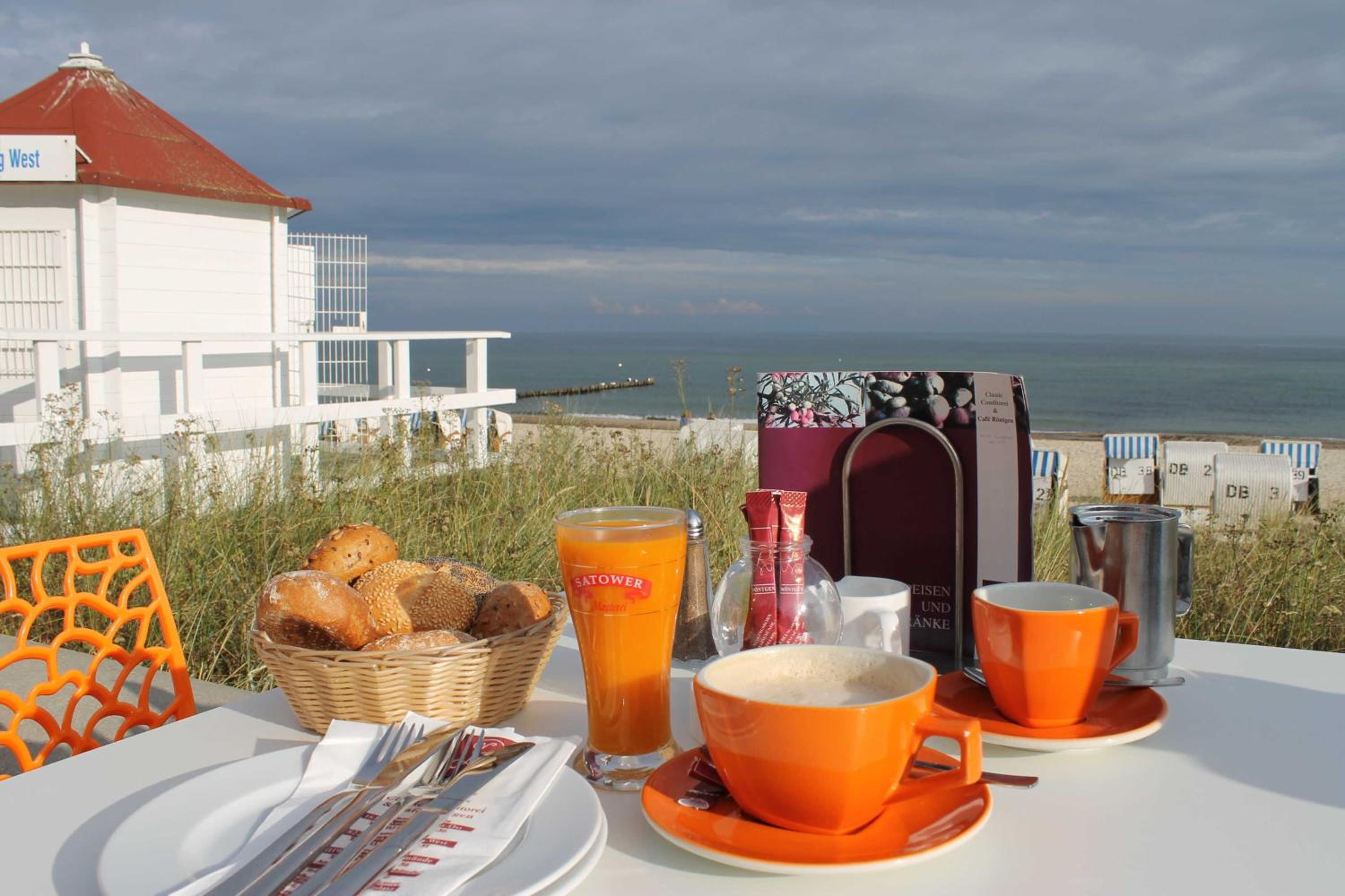 Reetdach Ferienhaus nahe Ostseebad Kühlungsborn
