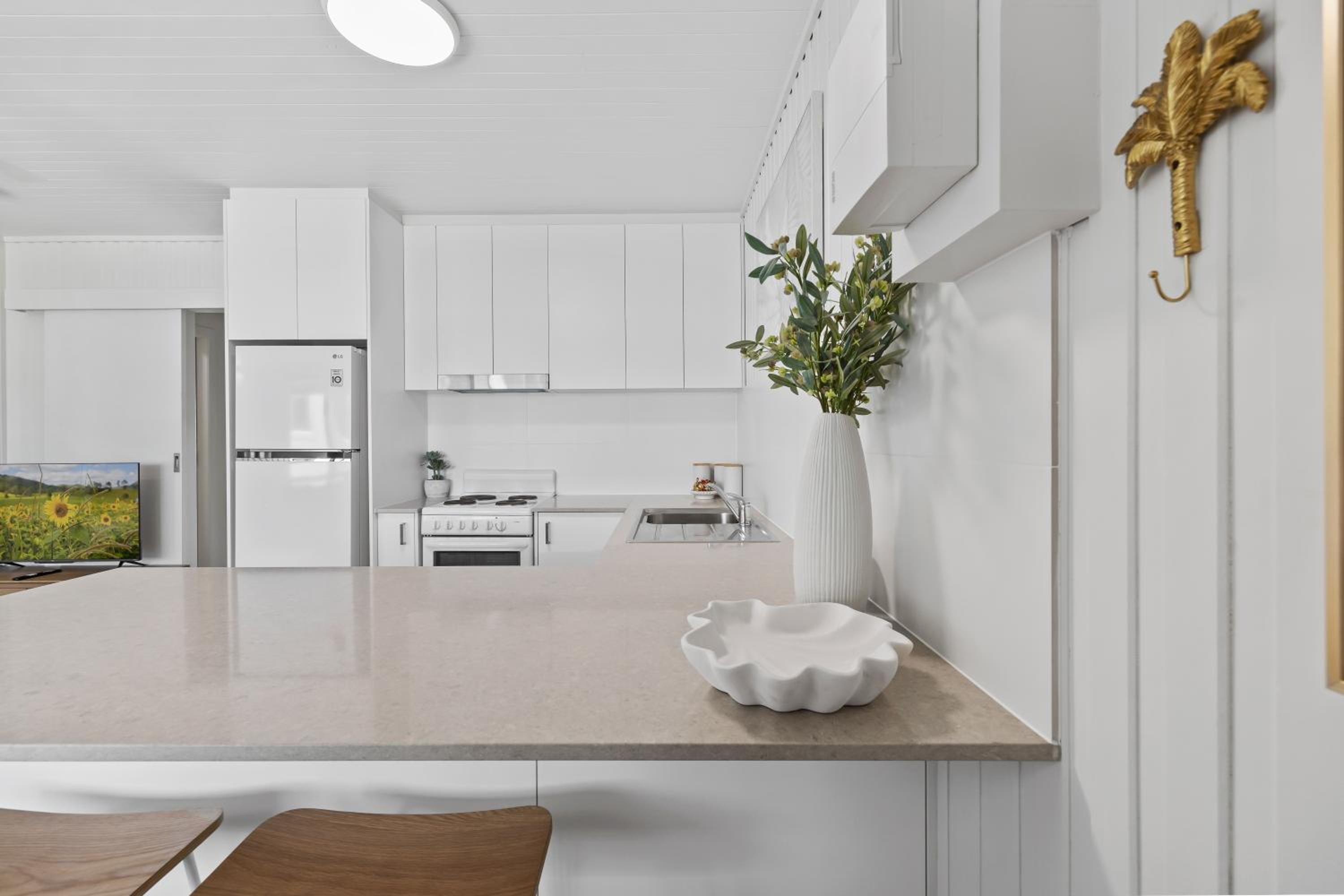 Alex Beachside Pet Friendly 2 Bed Apartment