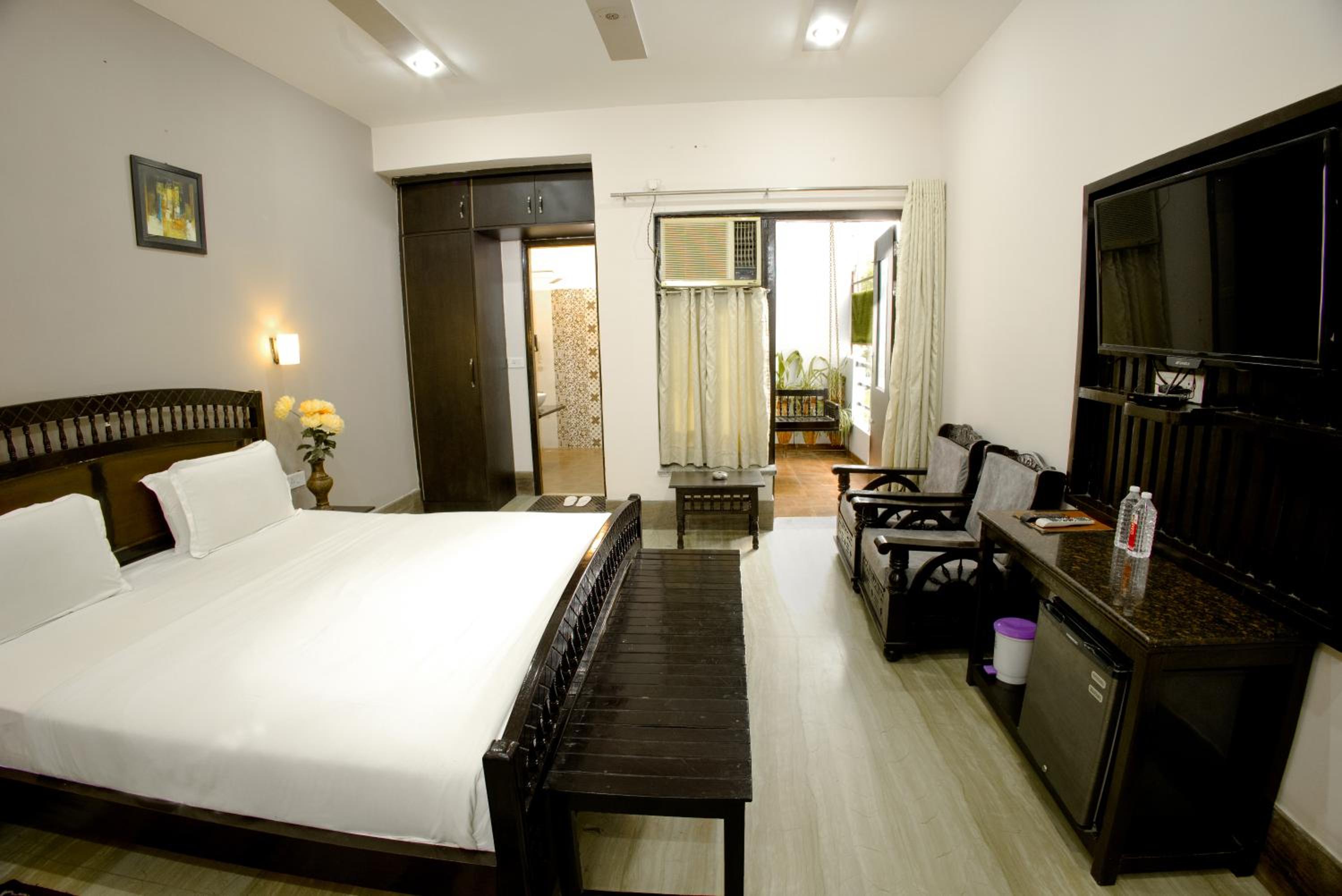 Pearl of Taj Home Stay