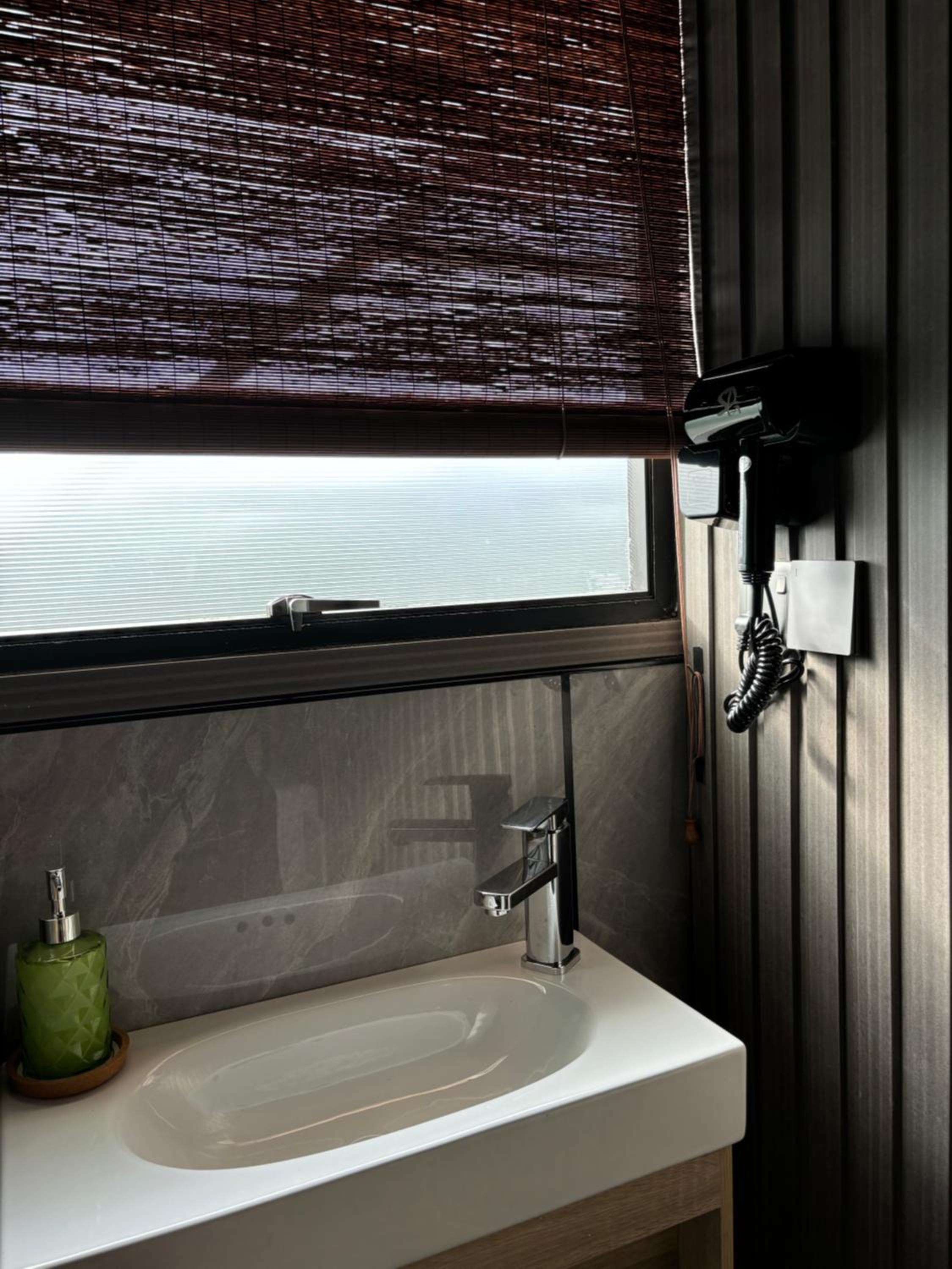 Shalom Suites photo 7