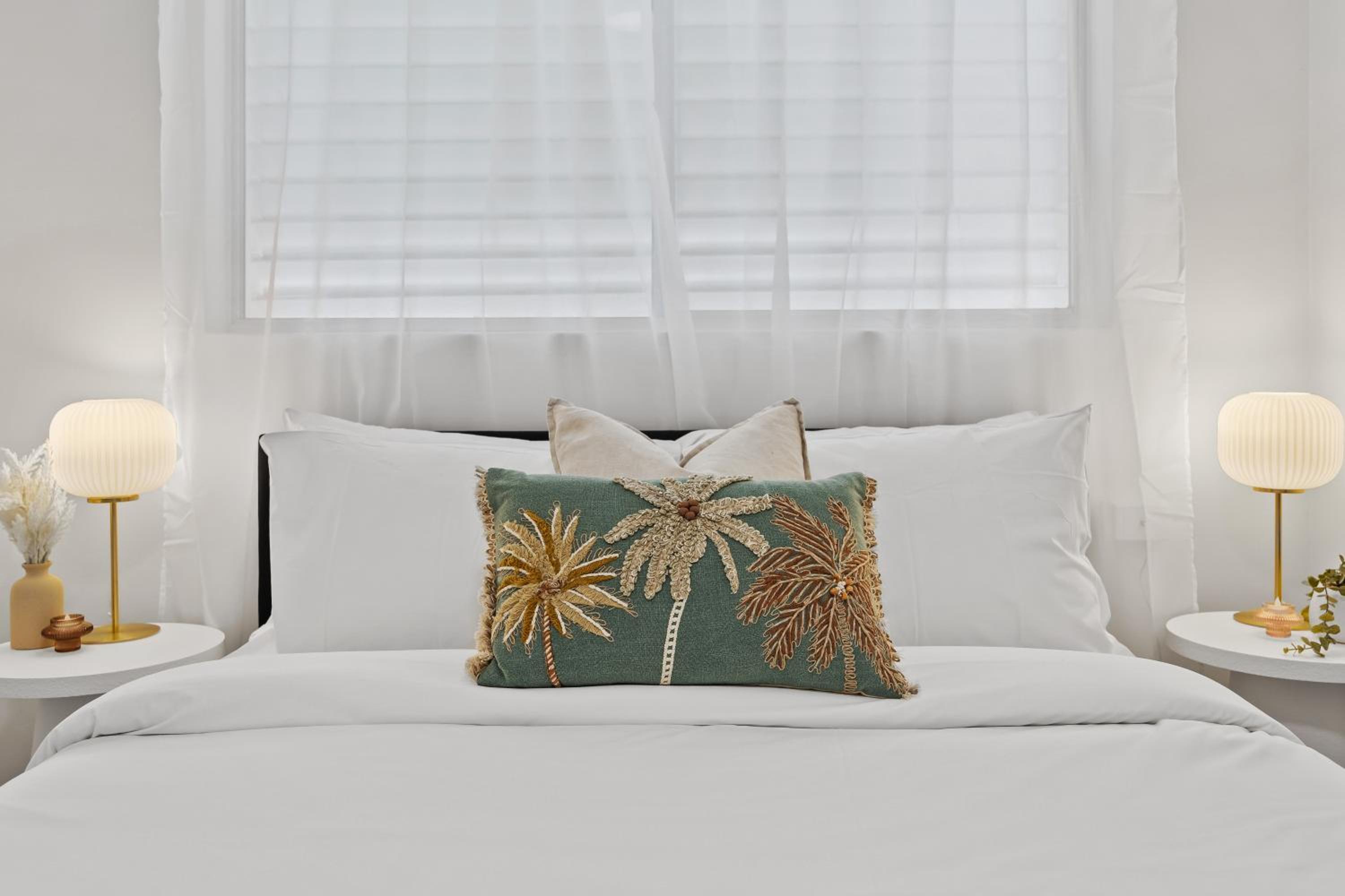 Alex Beachside Pet Friendly 2 Bed Apartment