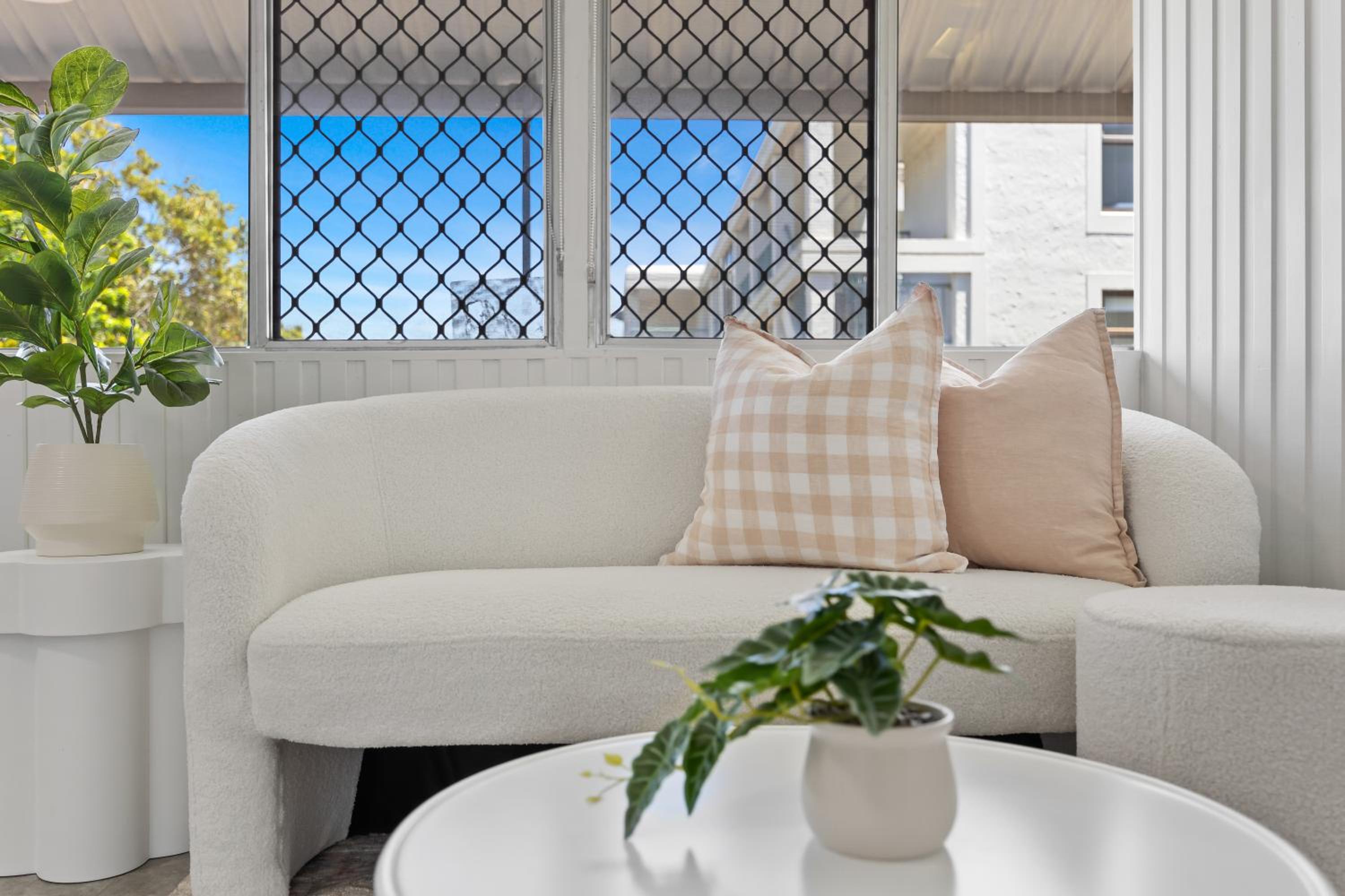 Alex Beachside Pet Friendly 2 Bed Apartment